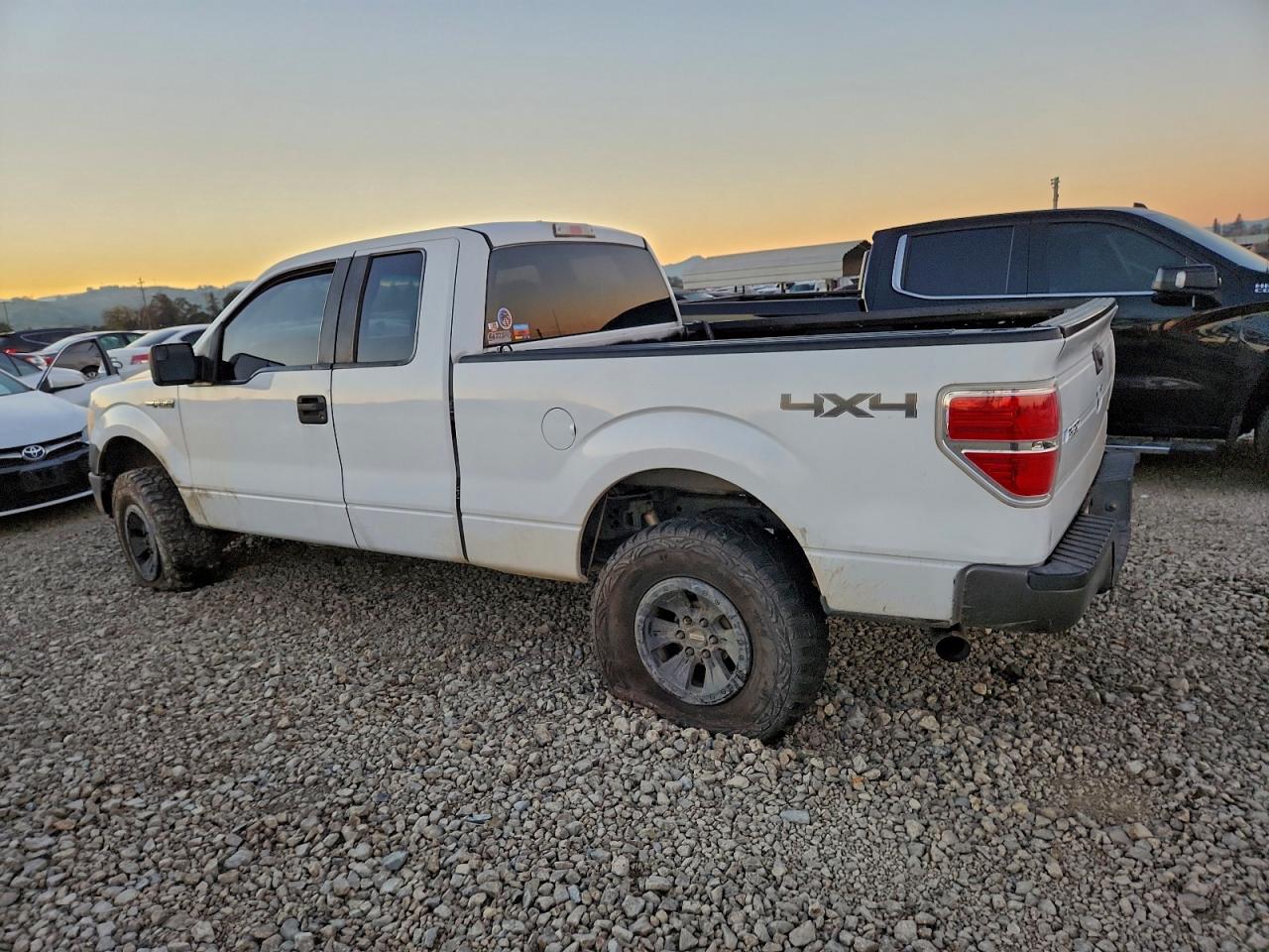 2011 FORD F150 SUPER CAB photo 2