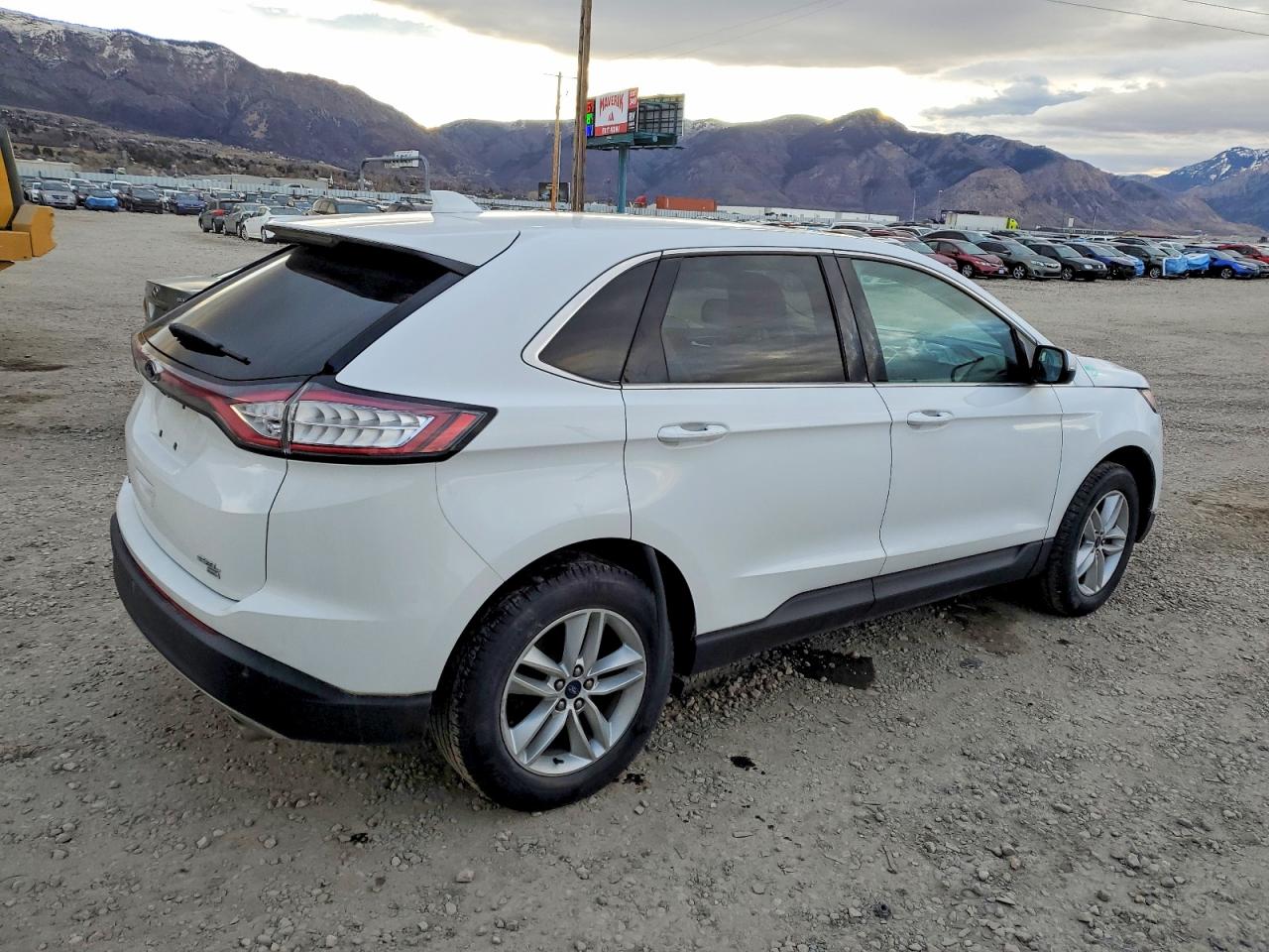 2016 FORD EDGE SEL photo 5