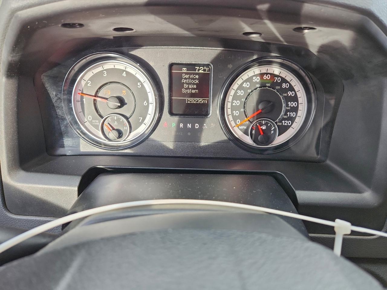 2016 RAM 1500 ST photo 25