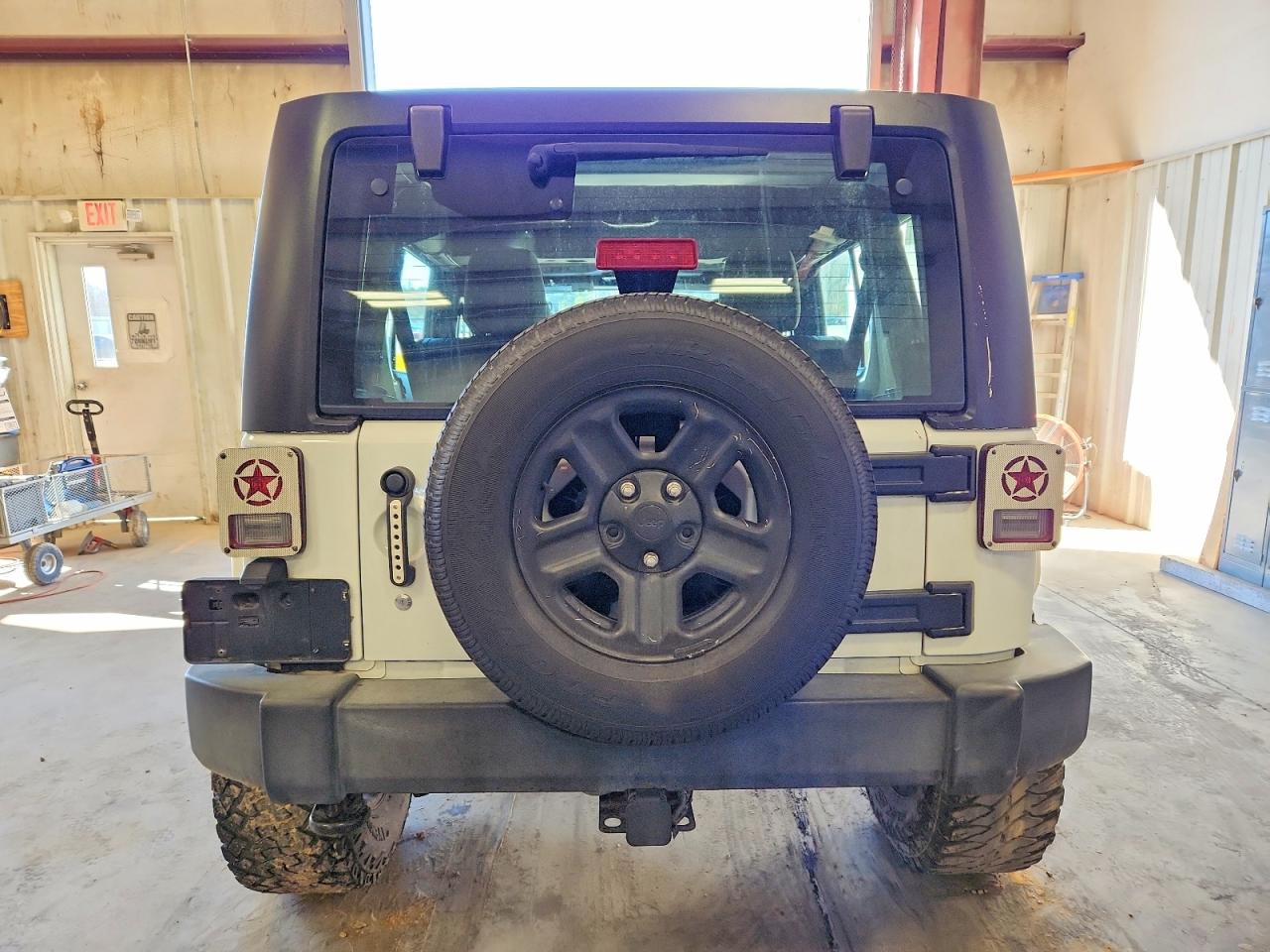 2016 JEEP WRANGLER UNLIMITED SPORT photo 11