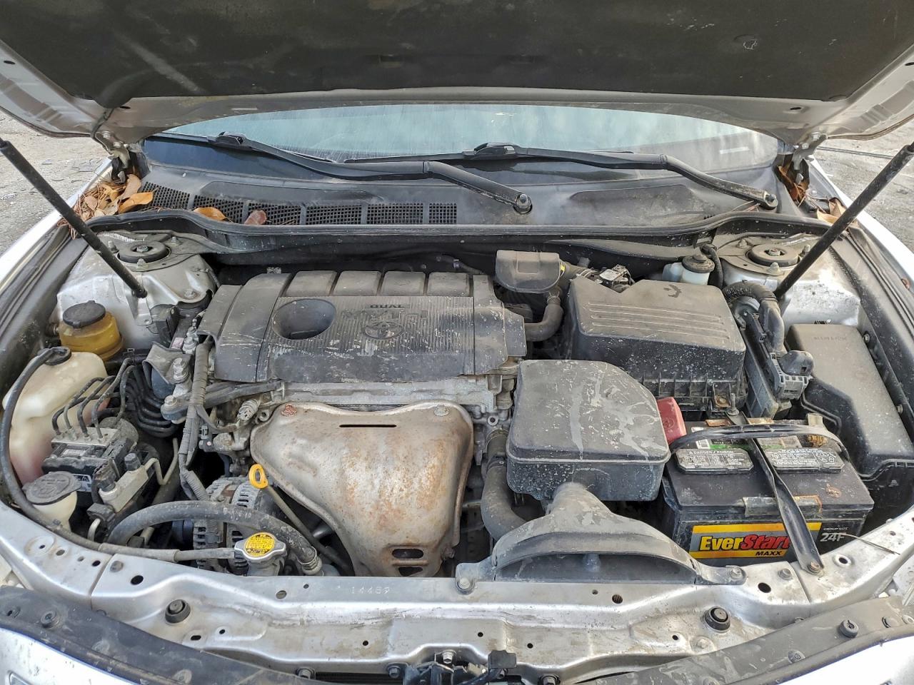 2011 TOYOTA CAMRY BASE photo 11