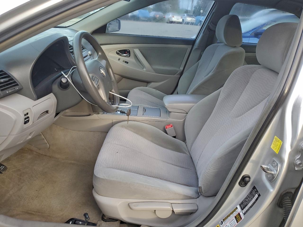 2011 TOYOTA CAMRY BASE photo 7