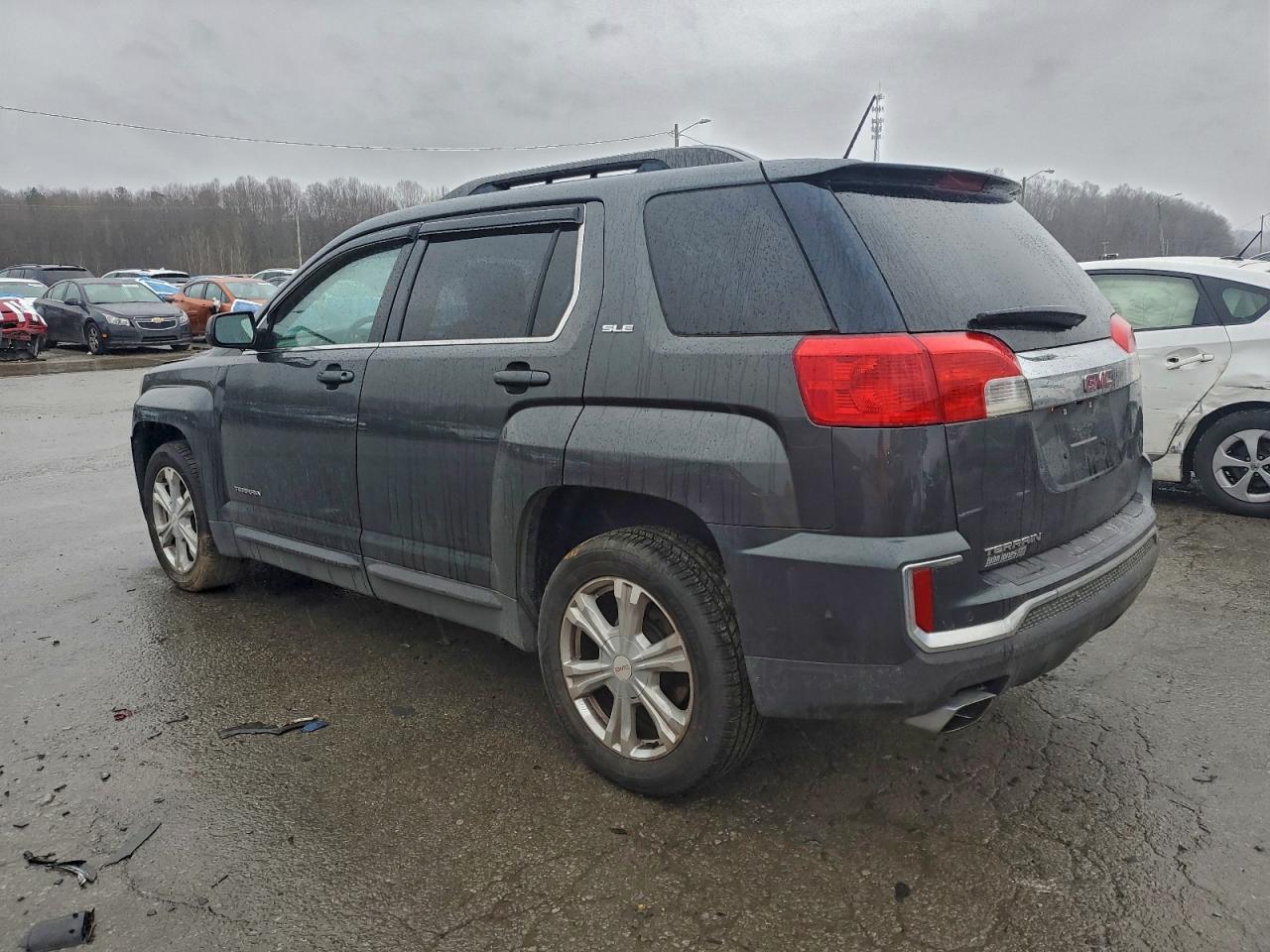 2017 GMC TERRAIN SLE photo 5