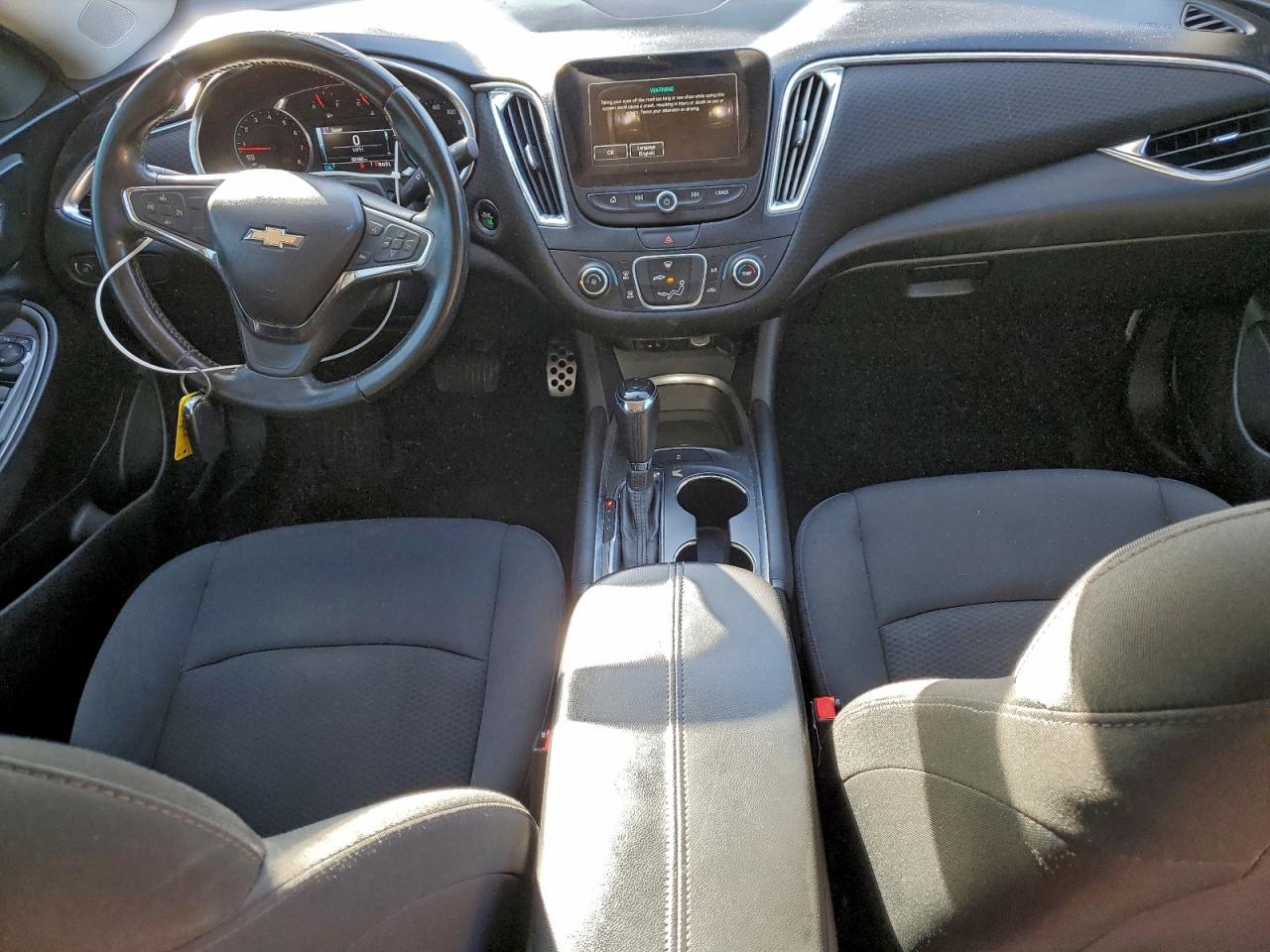 2016 CHEVROLET MALIBU LT photo 8