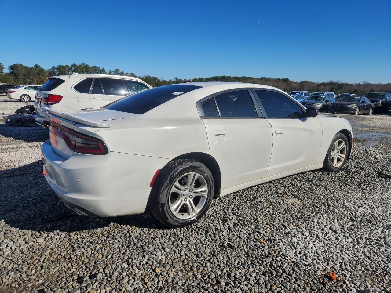 2015 DODGE CHARGER SE photo 3