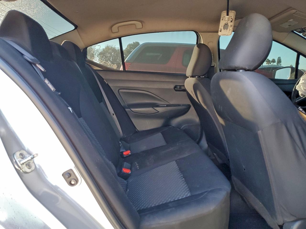 2021 NISSAN VERSA S photo 19