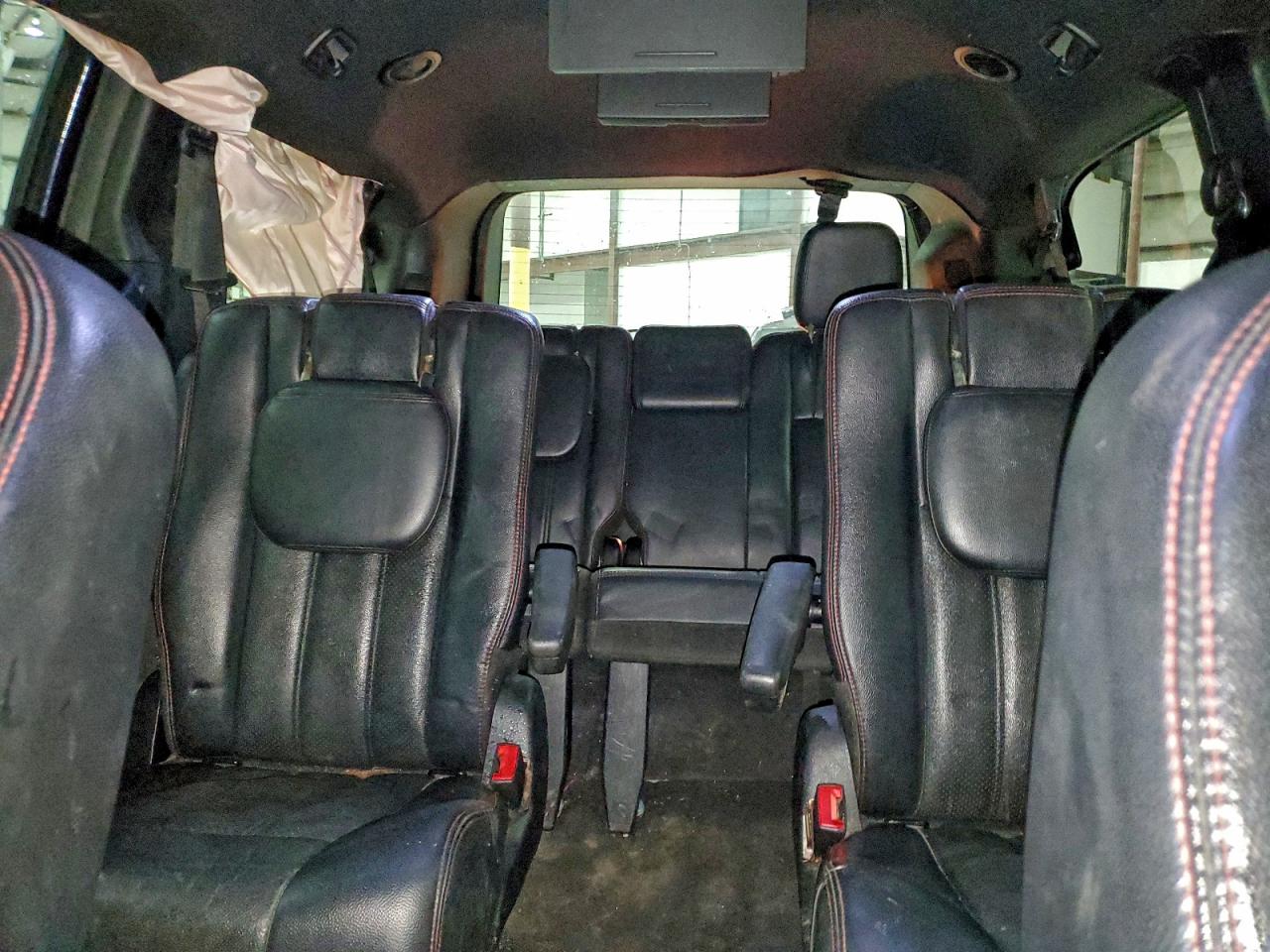 2012 DODGE GRAND CARAVAN R/T photo 19