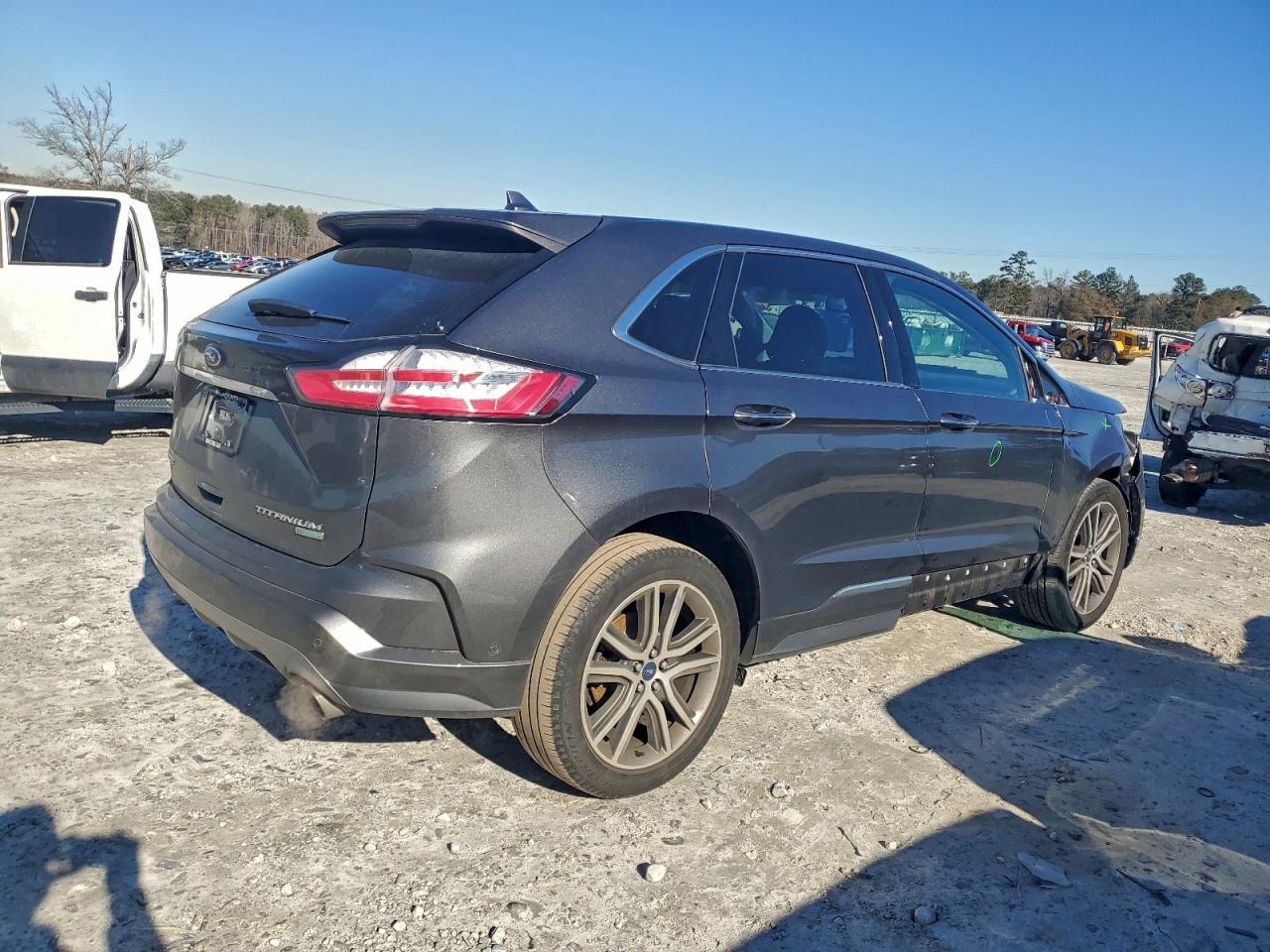 2019 FORD EDGE TITANIUM photo 3