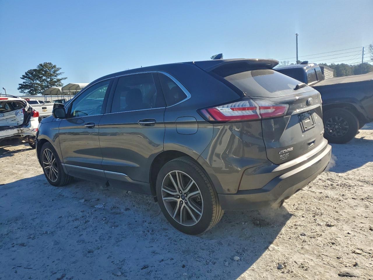 2019 FORD EDGE TITANIUM photo 2