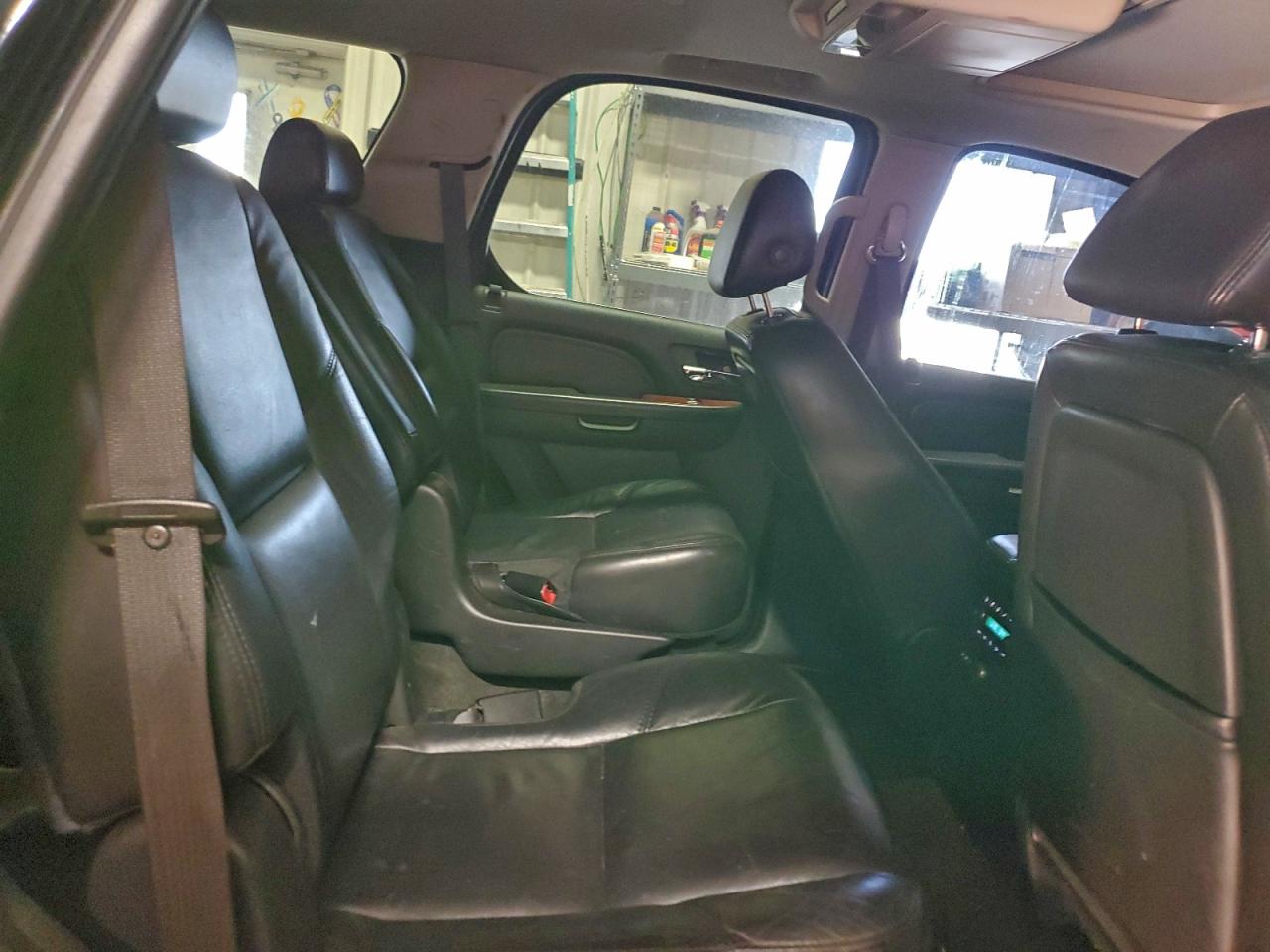 2007 CADILLAC ESCALADE LUXURY photo 11