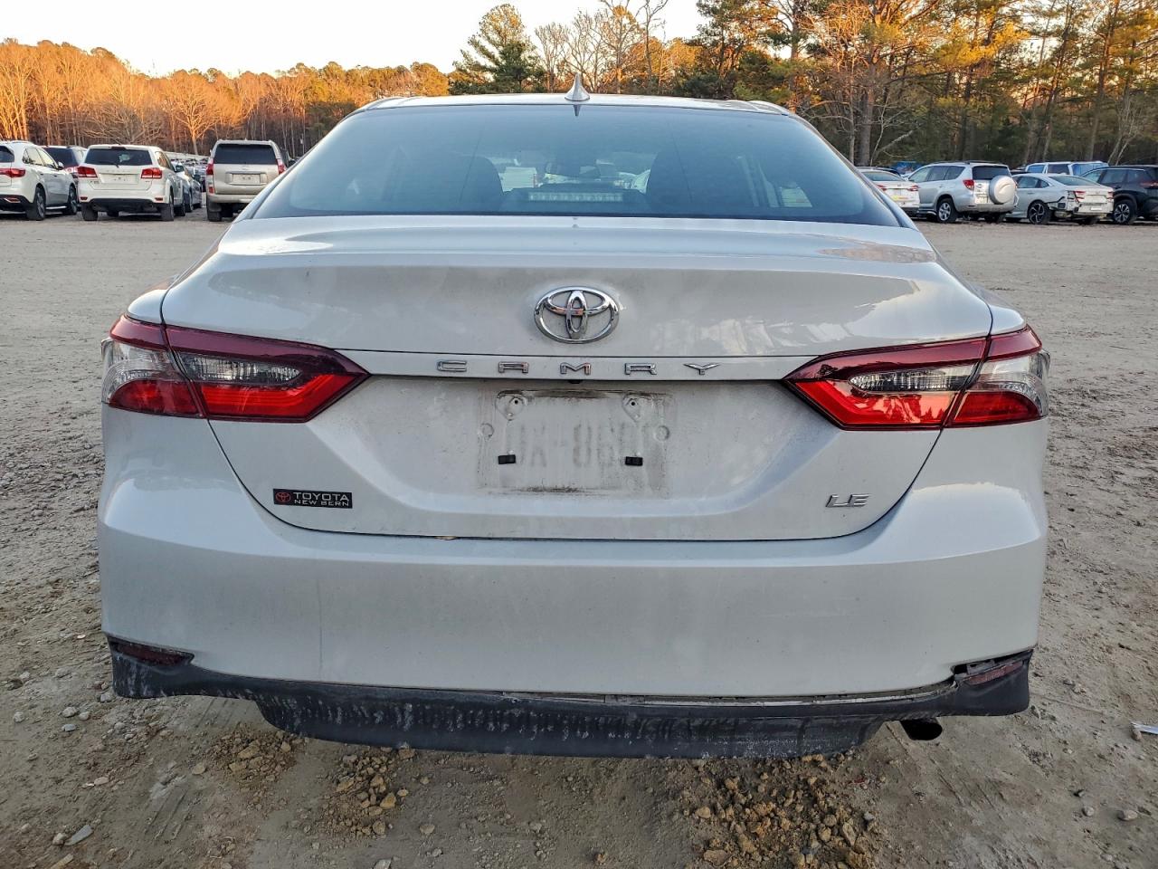 2023 TOYOTA CAMRY LE photo 11