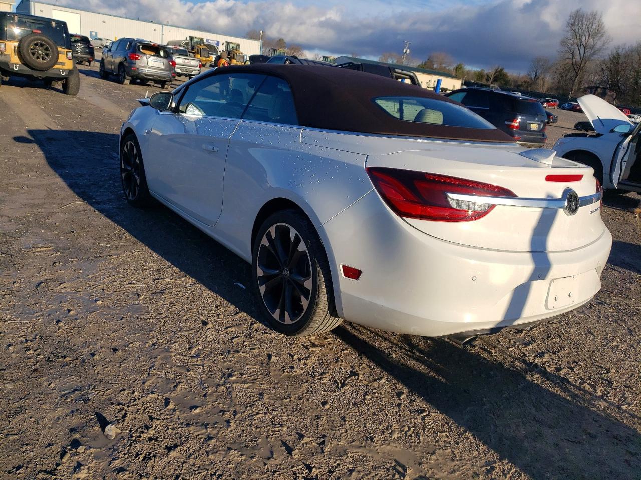 2019 BUICK CASCADA PREMIUM photo 2