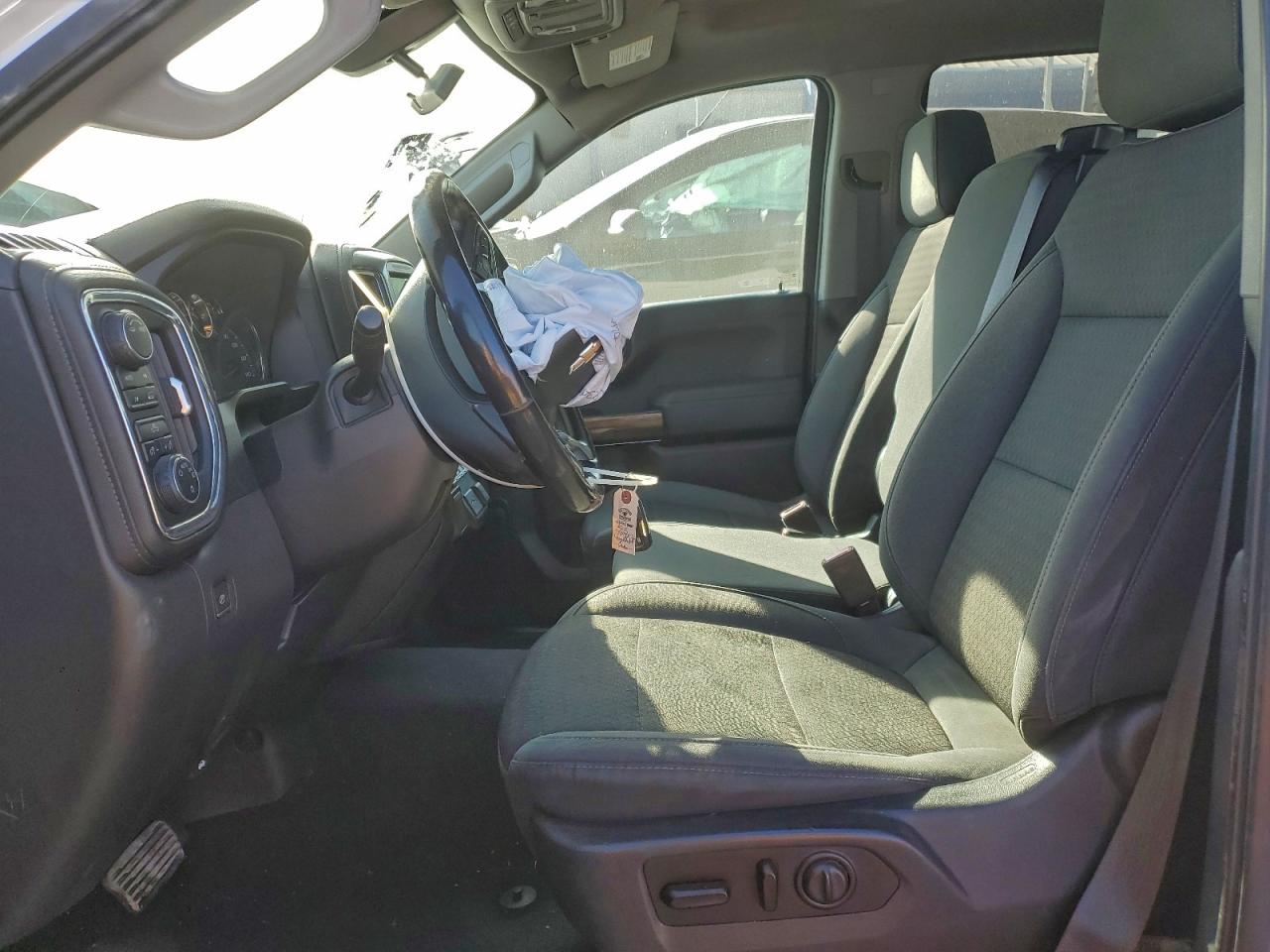 2020 CHEVROLET SILVERADO K1500 LT photo 7