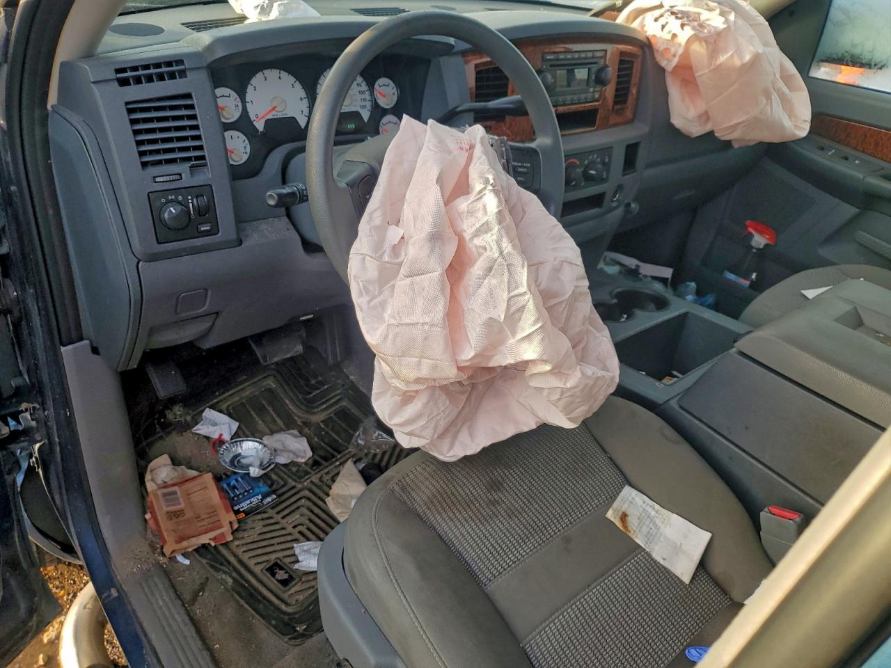 2006 DODGE RAM 1500 ST photo 8