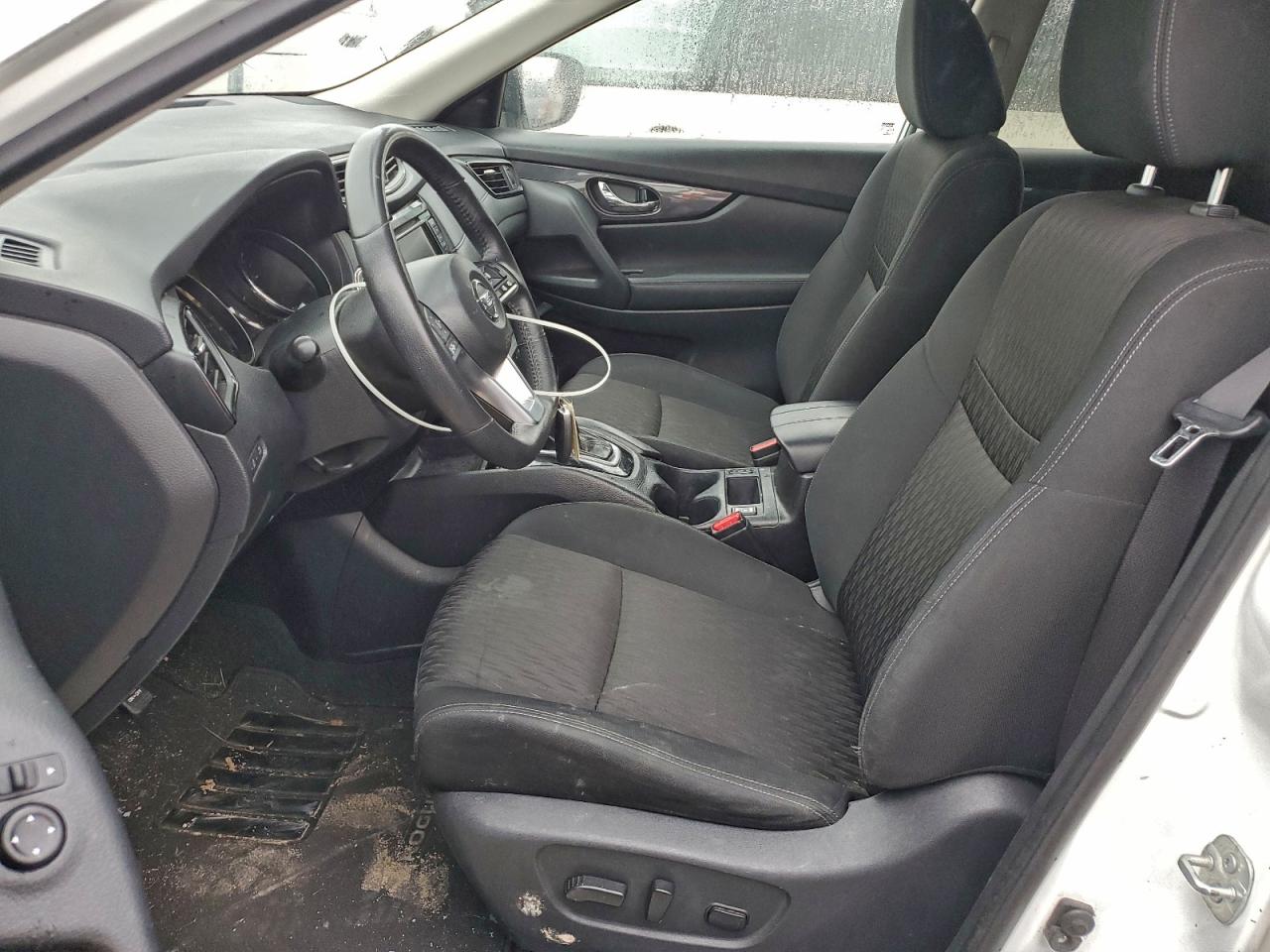 2019 NISSAN ROGUE S photo 7