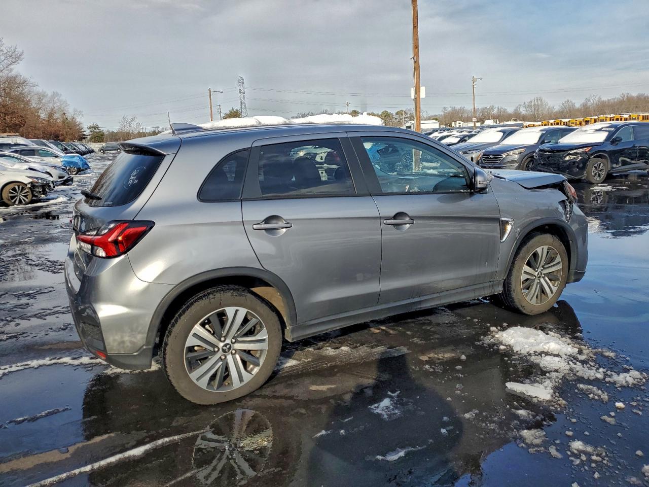 2024 MITSUBISHI OUTLANDER SPORT S/SE photo 5