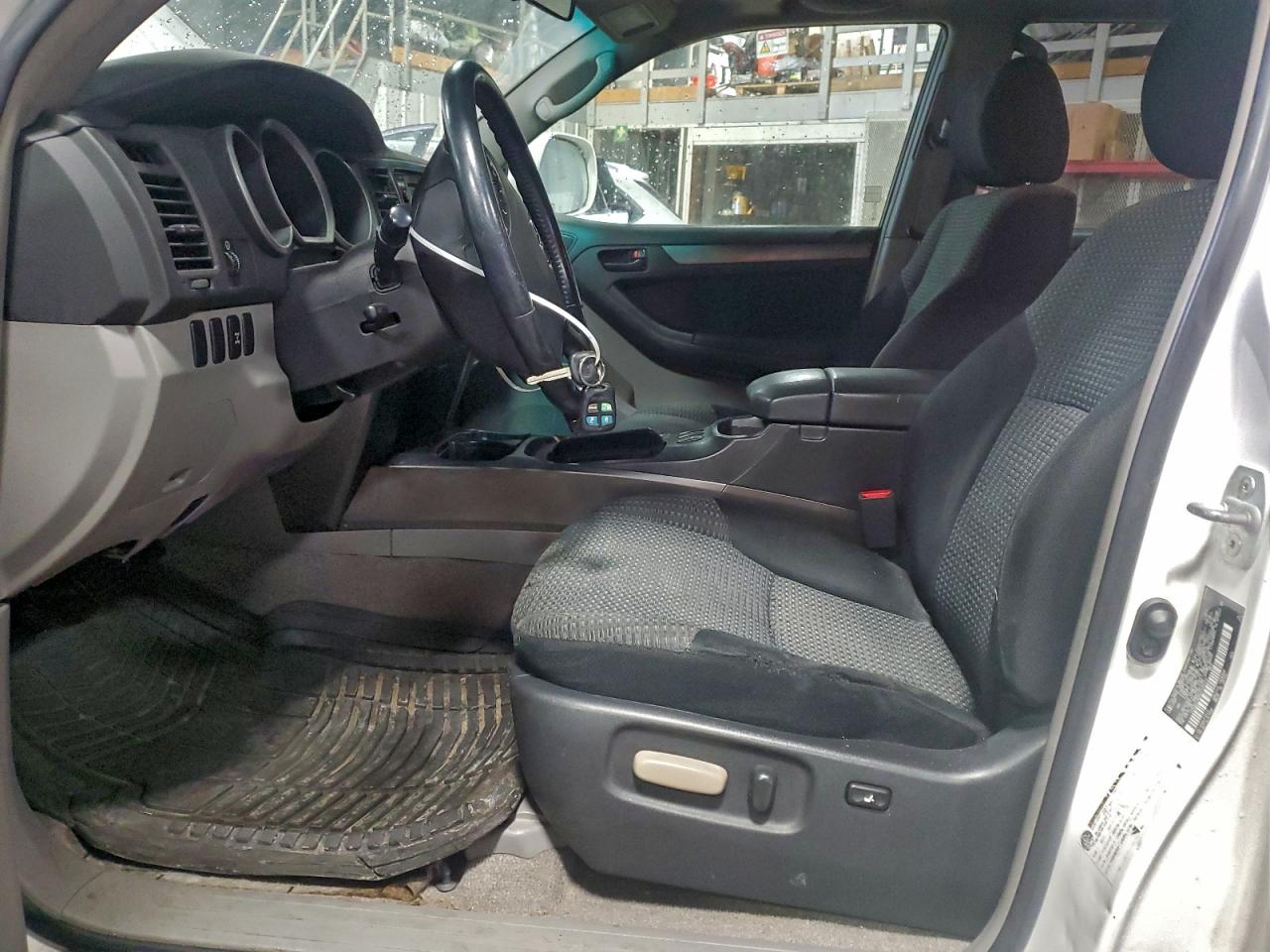 2006 TOYOTA 4RUNNER SR5 photo 7