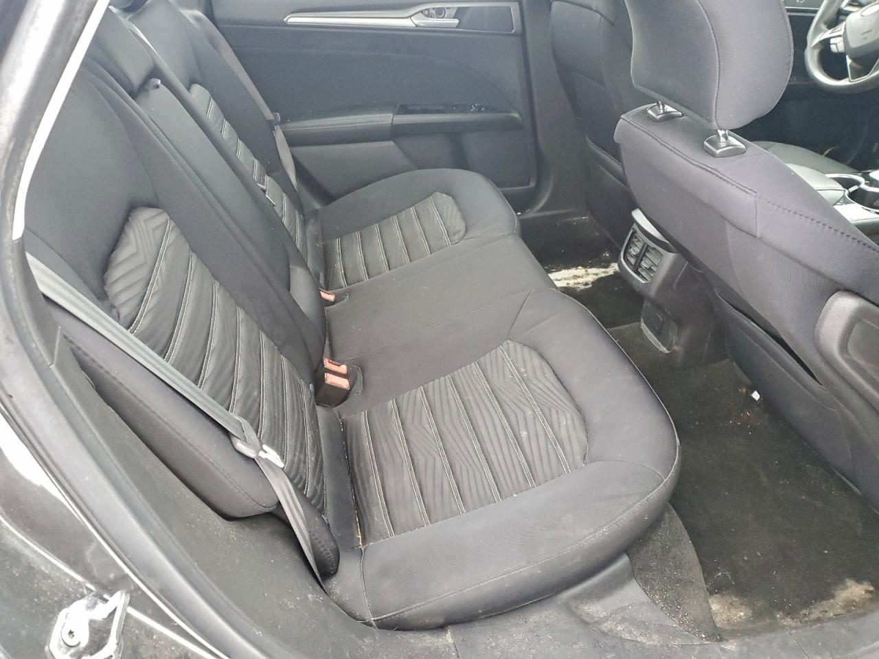 2016 FORD FUSION SE photo 10