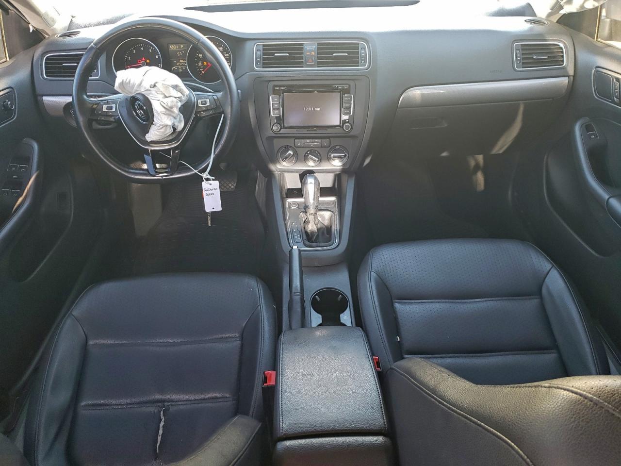 2015 VOLKSWAGEN JETTA SE photo 8