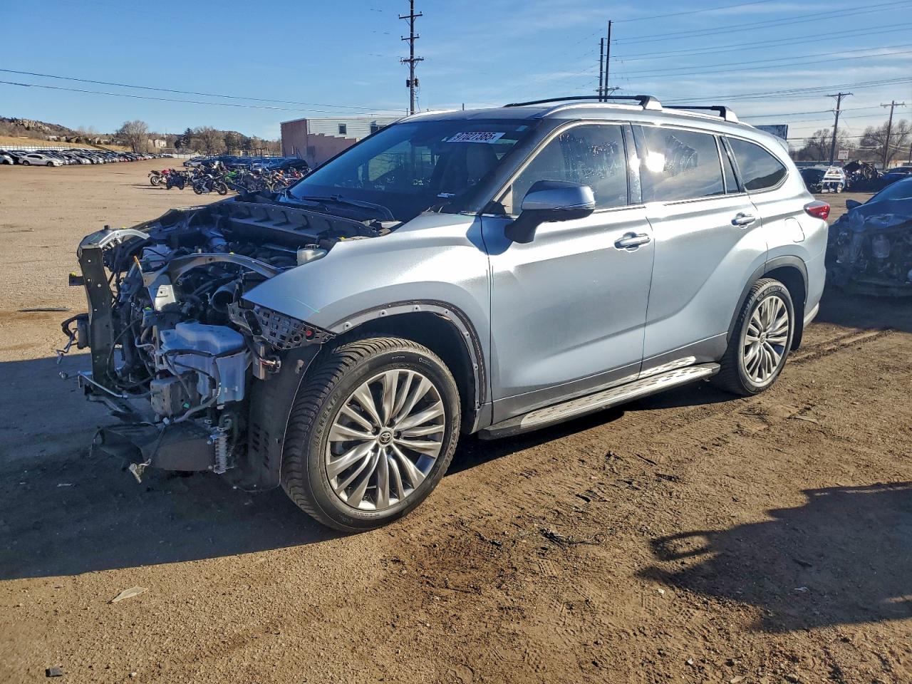 2022 TOYOTA HIGHLANDER