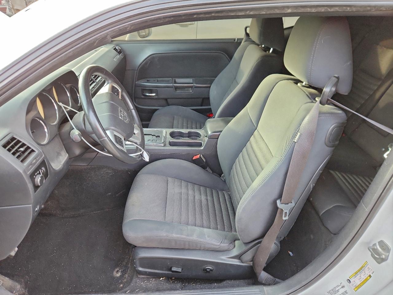 2013 DODGE CHALLENGER SXT photo 7