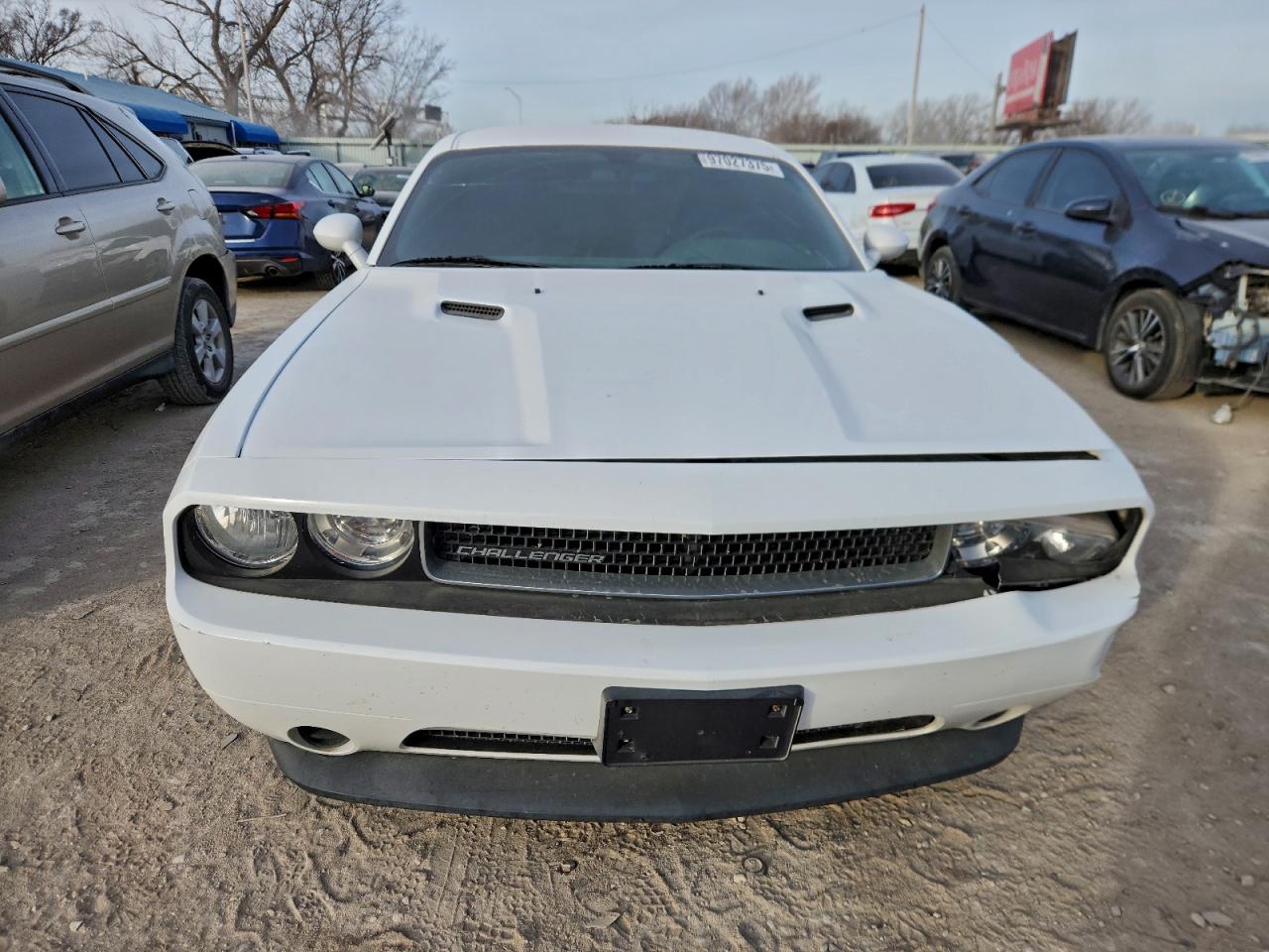 2013 DODGE CHALLENGER SXT photo 5