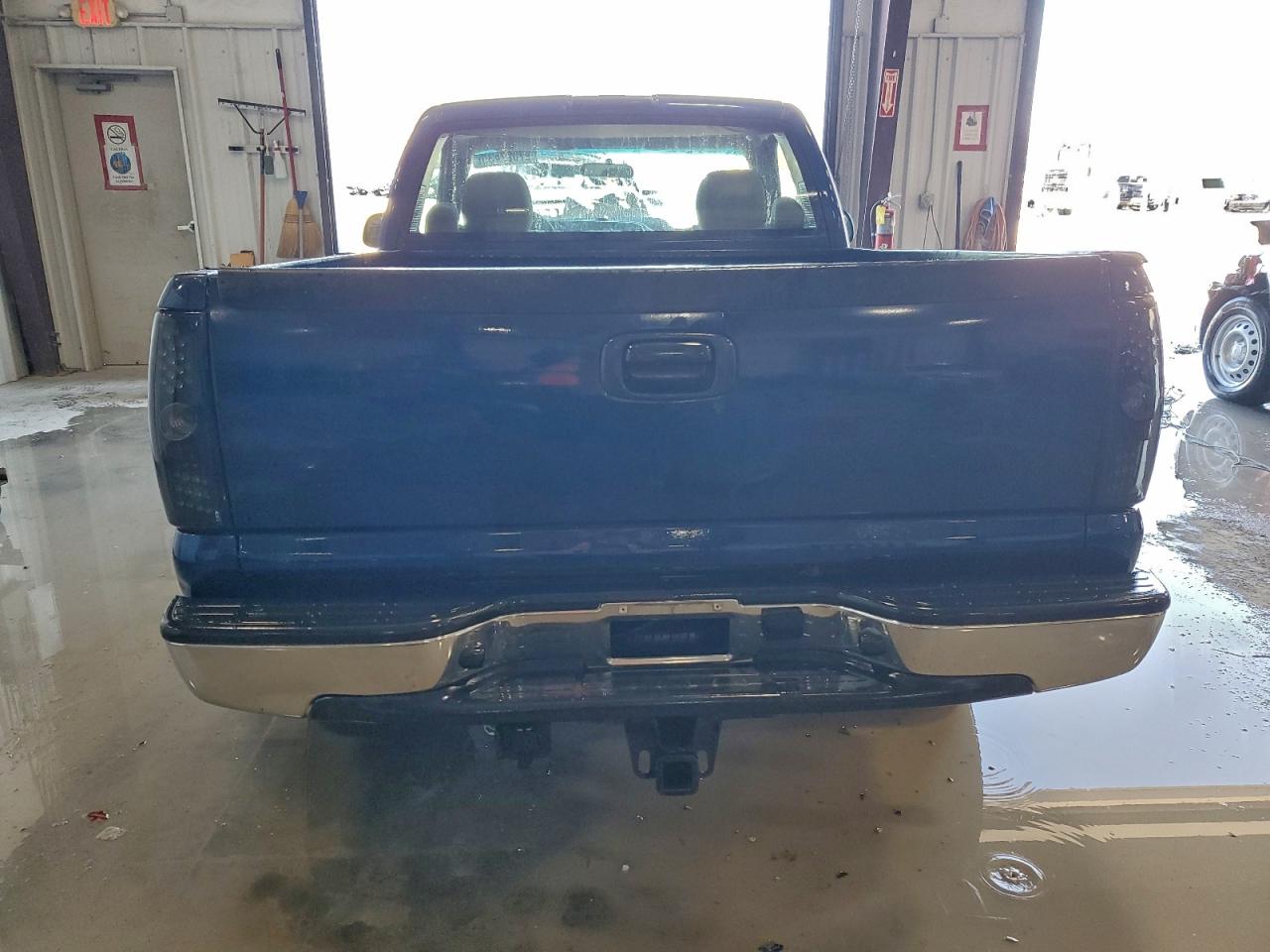 2002 CHEVROLET SILVERADO C1500 photo 11