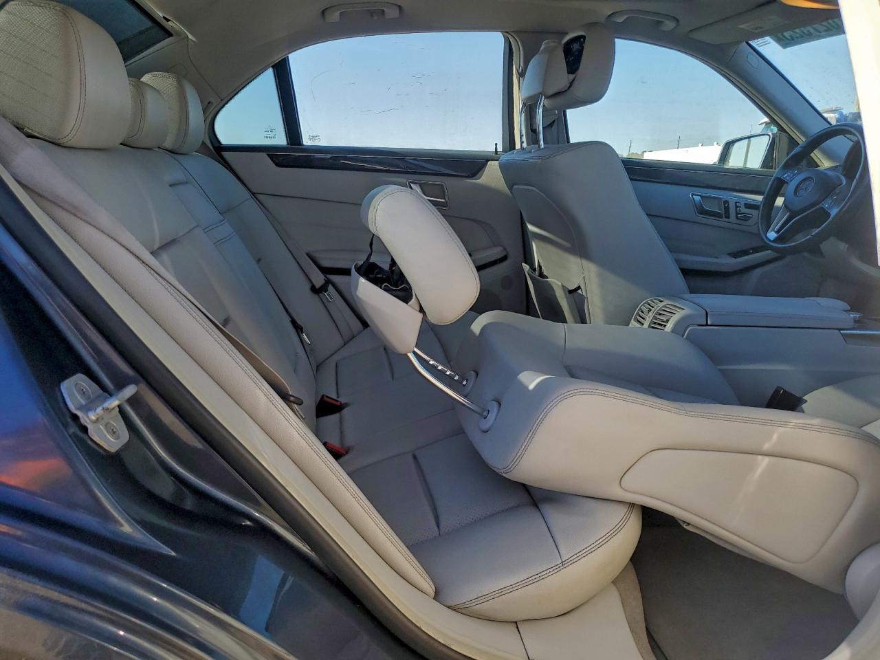 2014 MERCEDES-BENZ E 350 photo 28