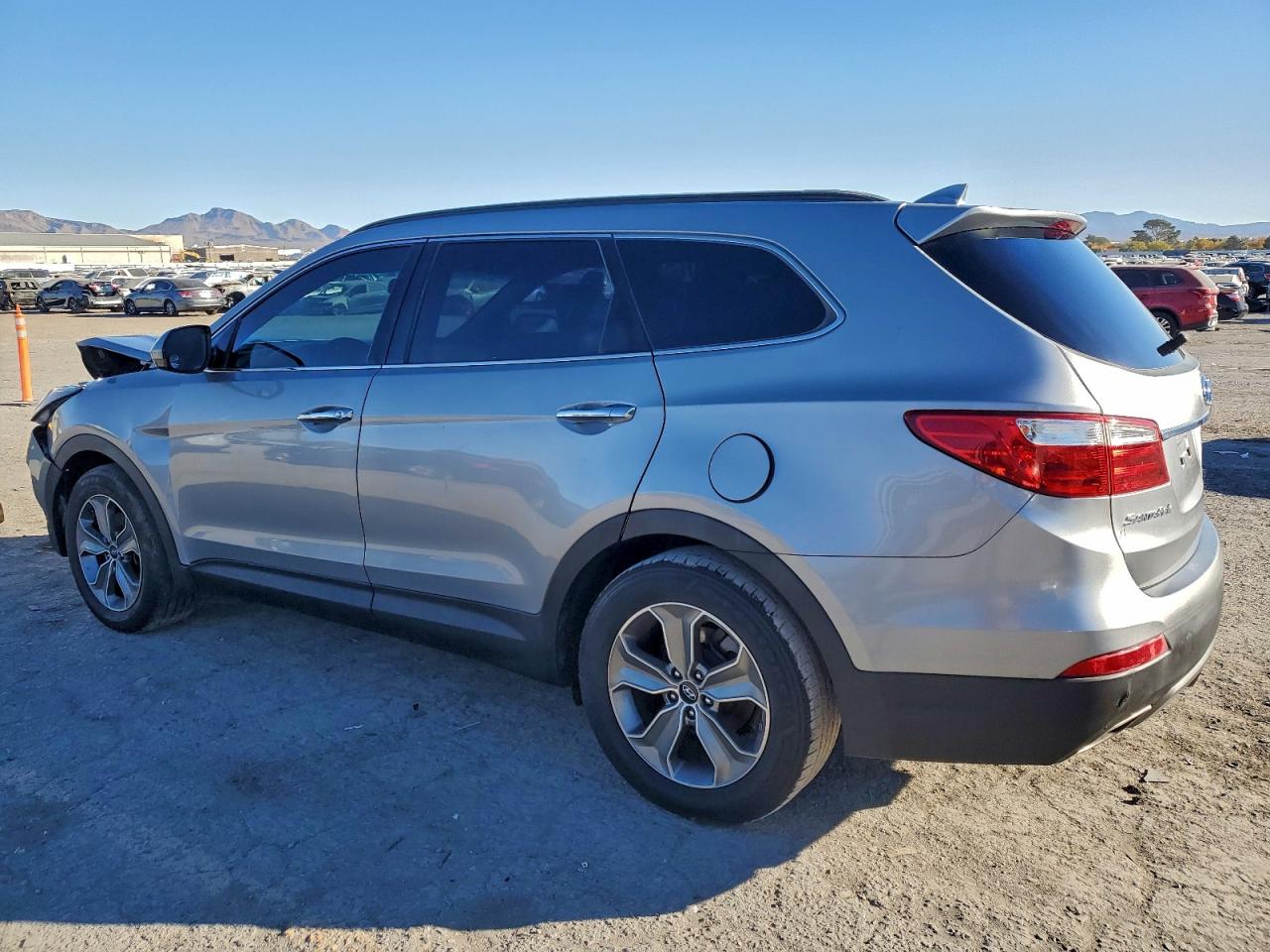 2014 HYUNDAI SANTA FE GLS photo 2
