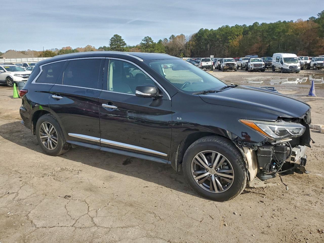 2020 INFINITI QX60 LUXE photo 10