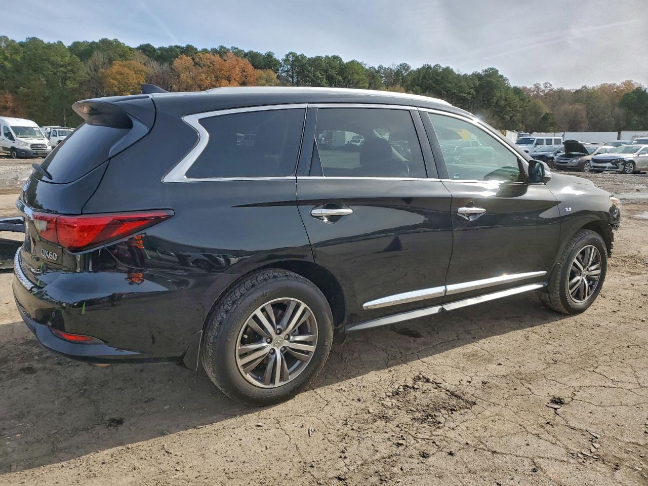 2020 INFINITI QX60 LUXE photo 7
