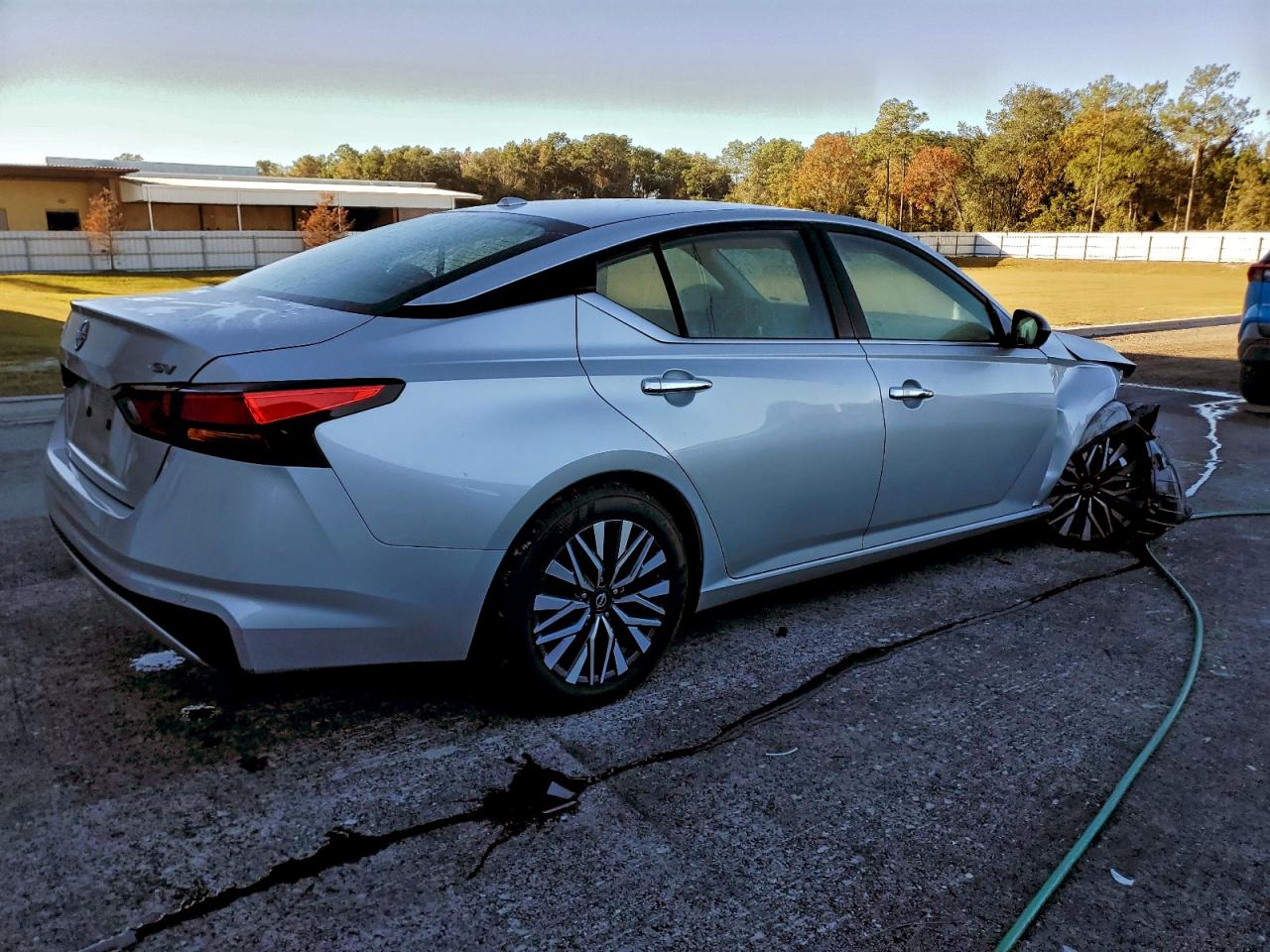2024 NISSAN ALTIMA SV photo 5