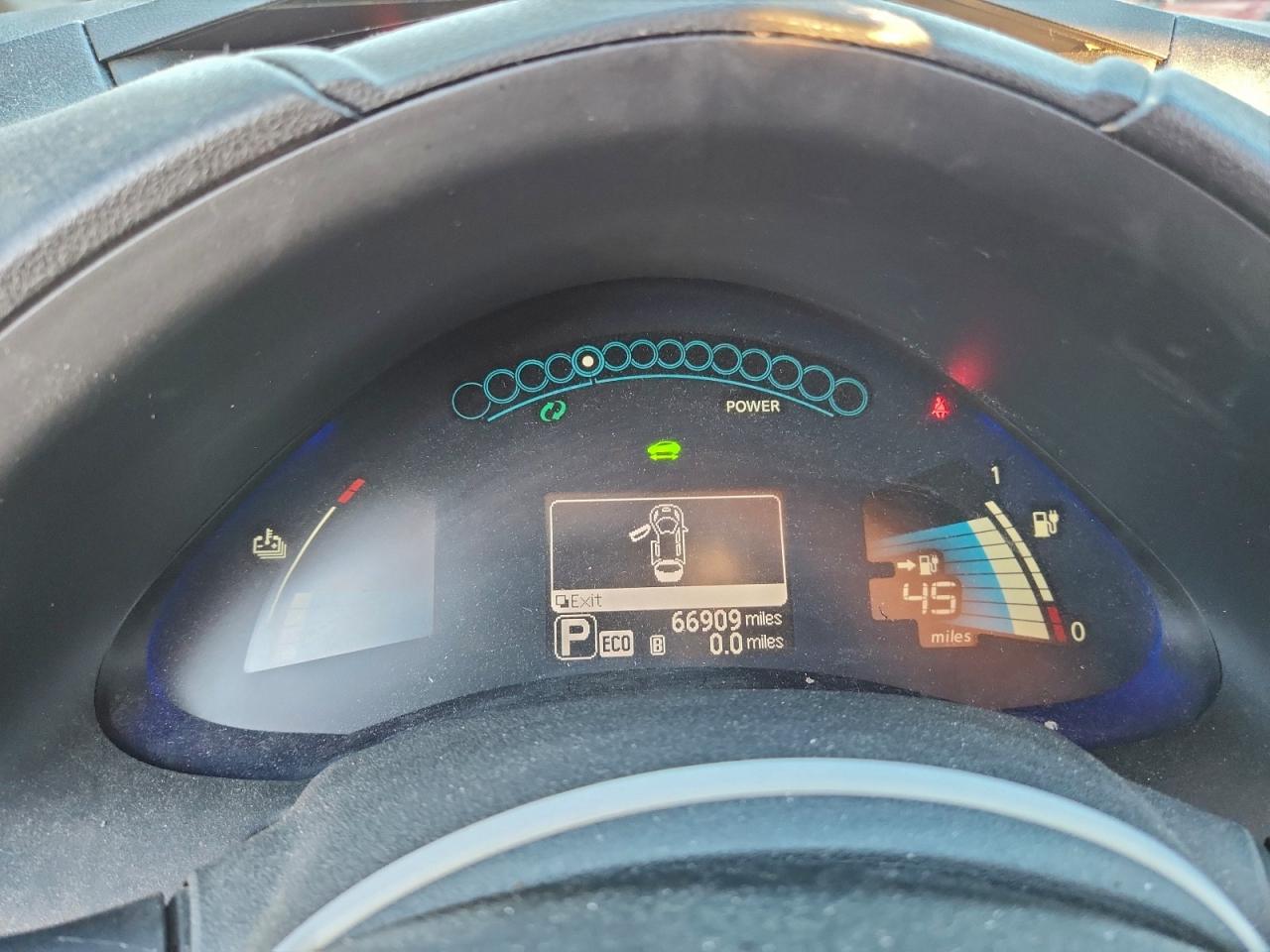 2014 NISSAN LEAF S photo 17
