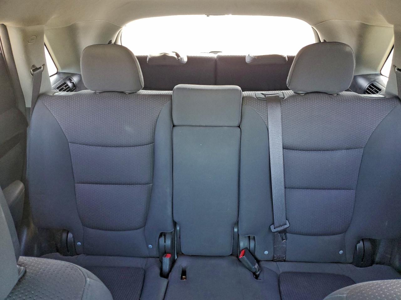 2011 KIA SORENTO BASE photo 19