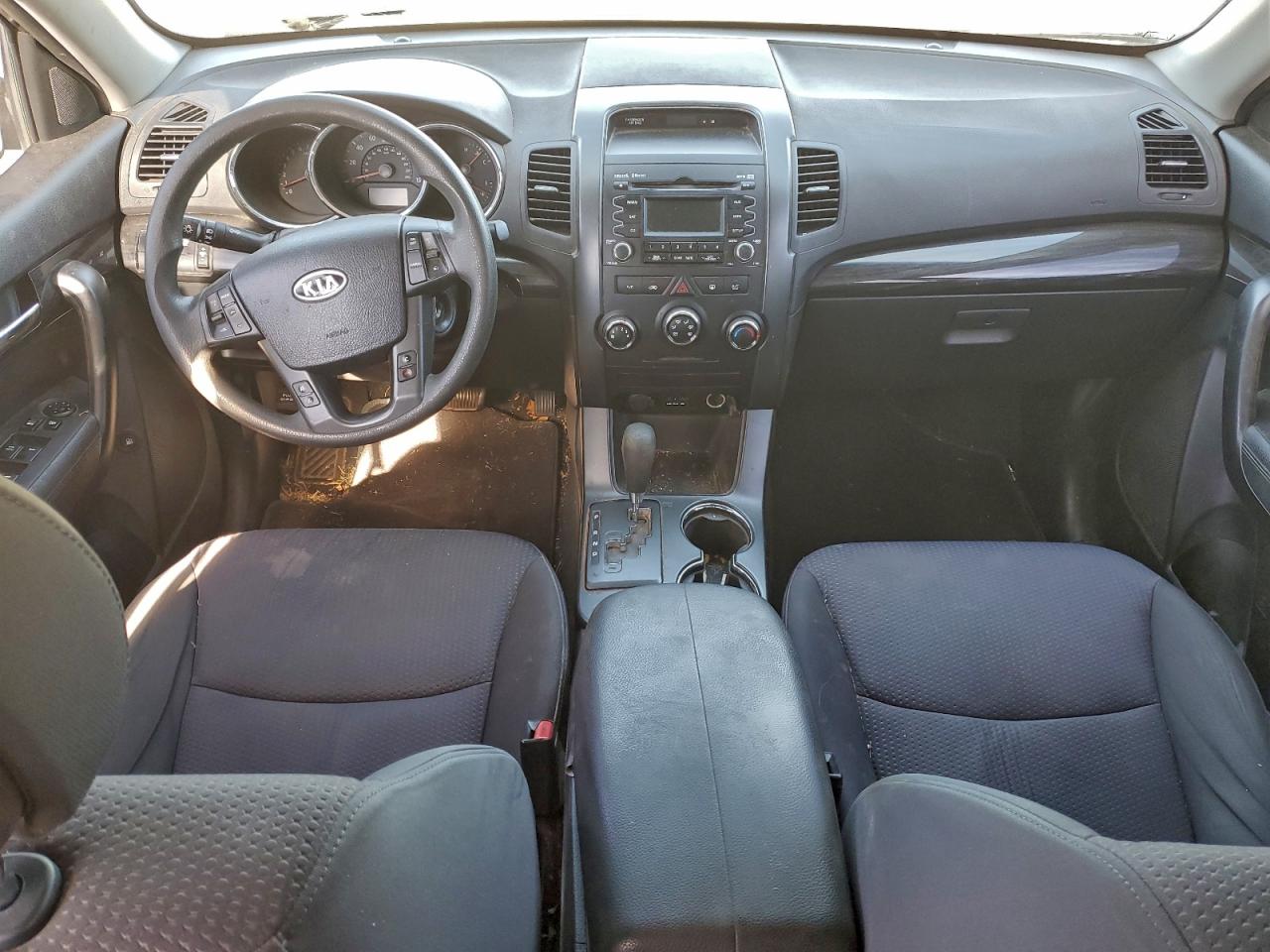 2011 KIA SORENTO BASE photo 15