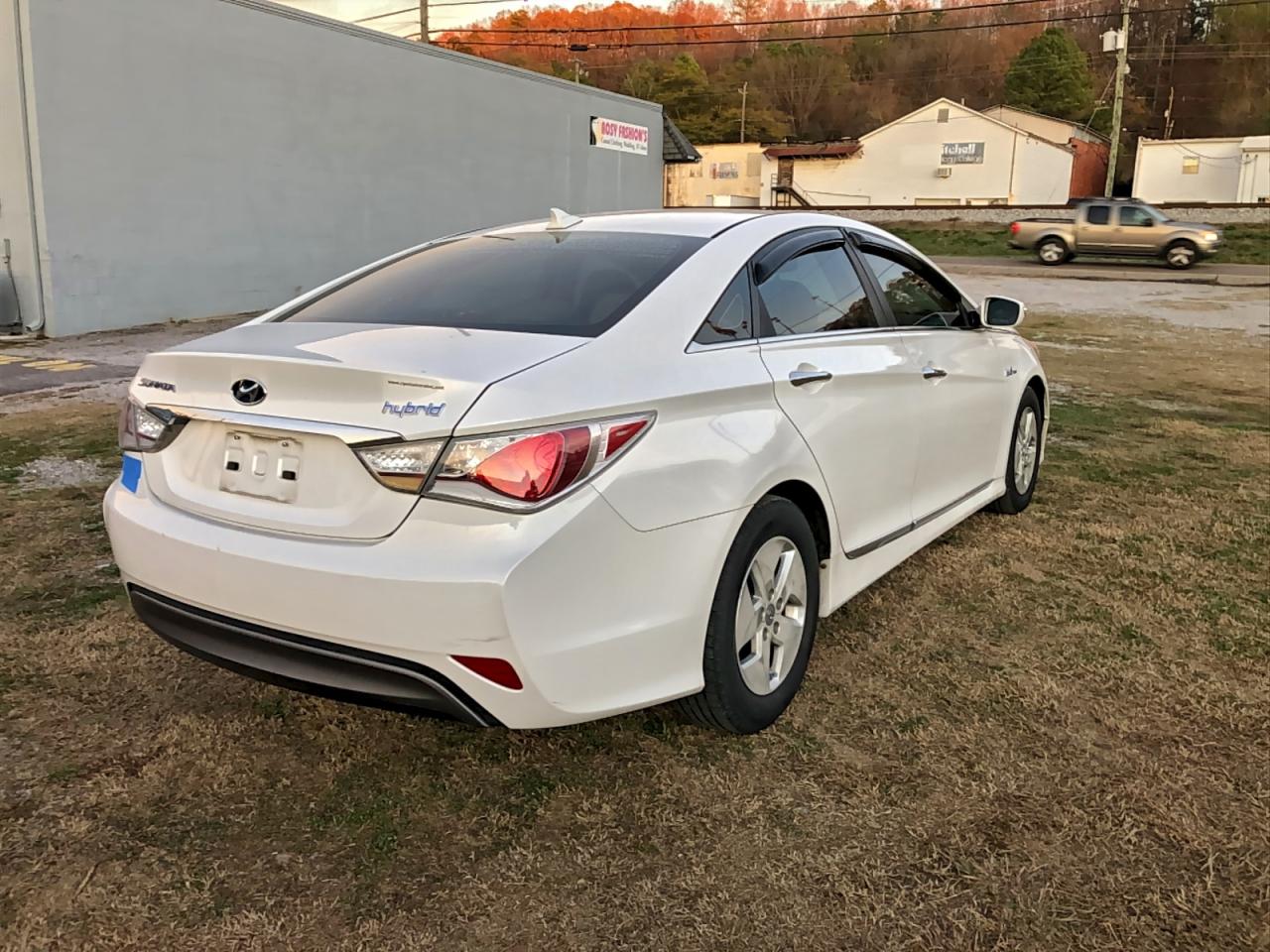 2012 HYUNDAI SONATA HYBRID photo 4