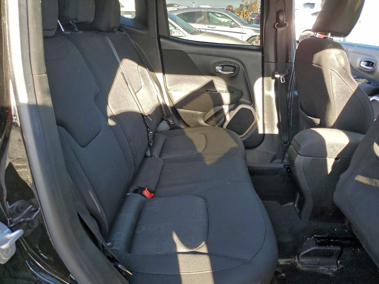 2017 JEEP RENEGADE LATITUDE photo 11