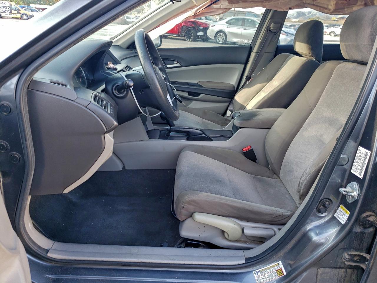 2010 HONDA ACCORD LX photo 7