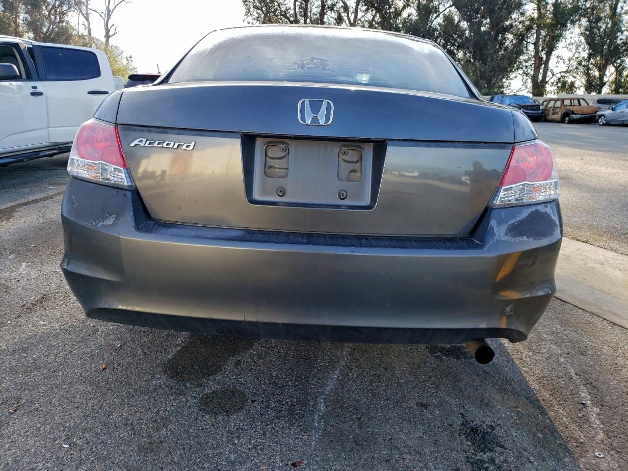 2010 HONDA ACCORD LX photo 6