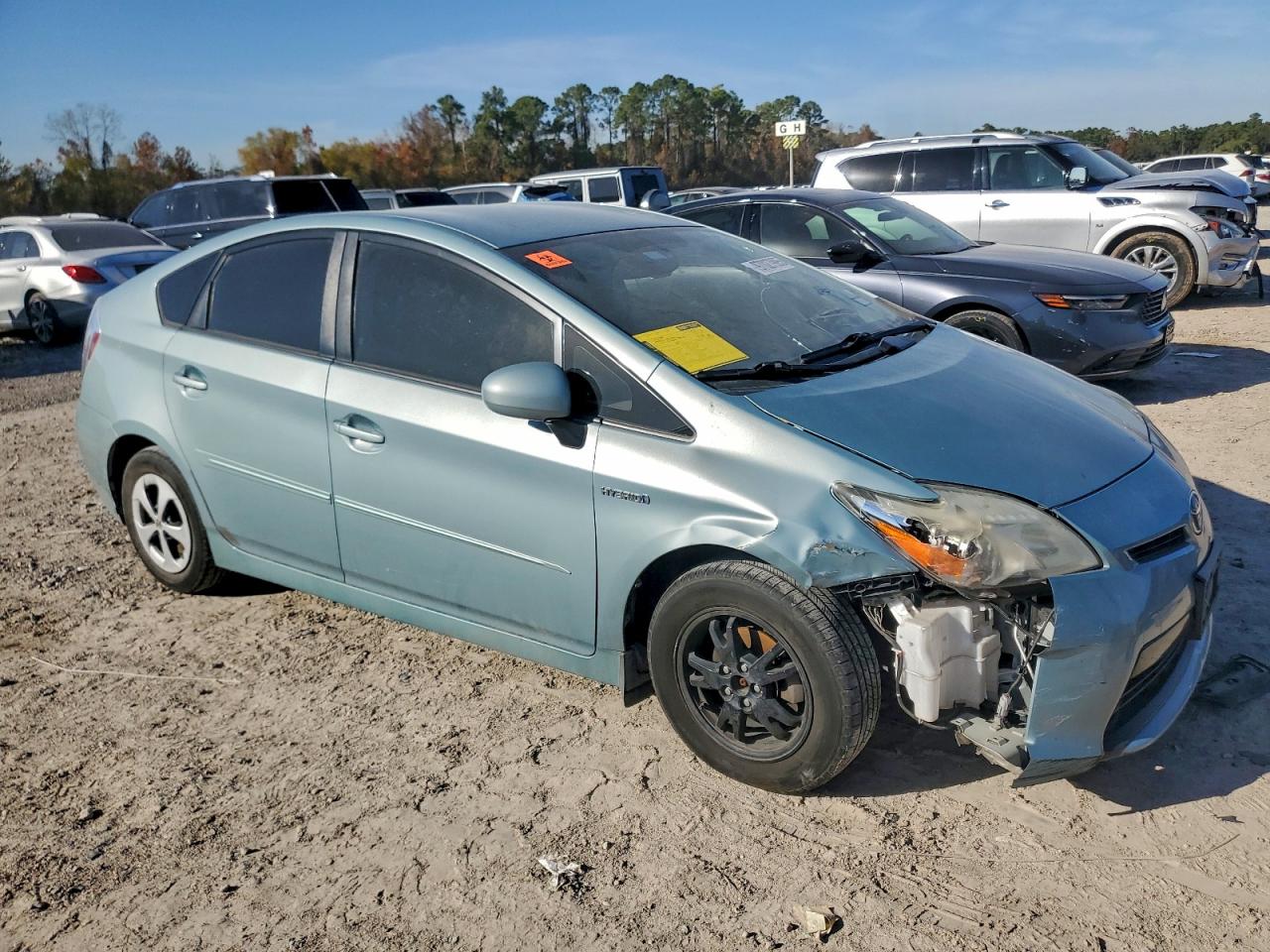 2014 TOYOTA PRIUS photo 4