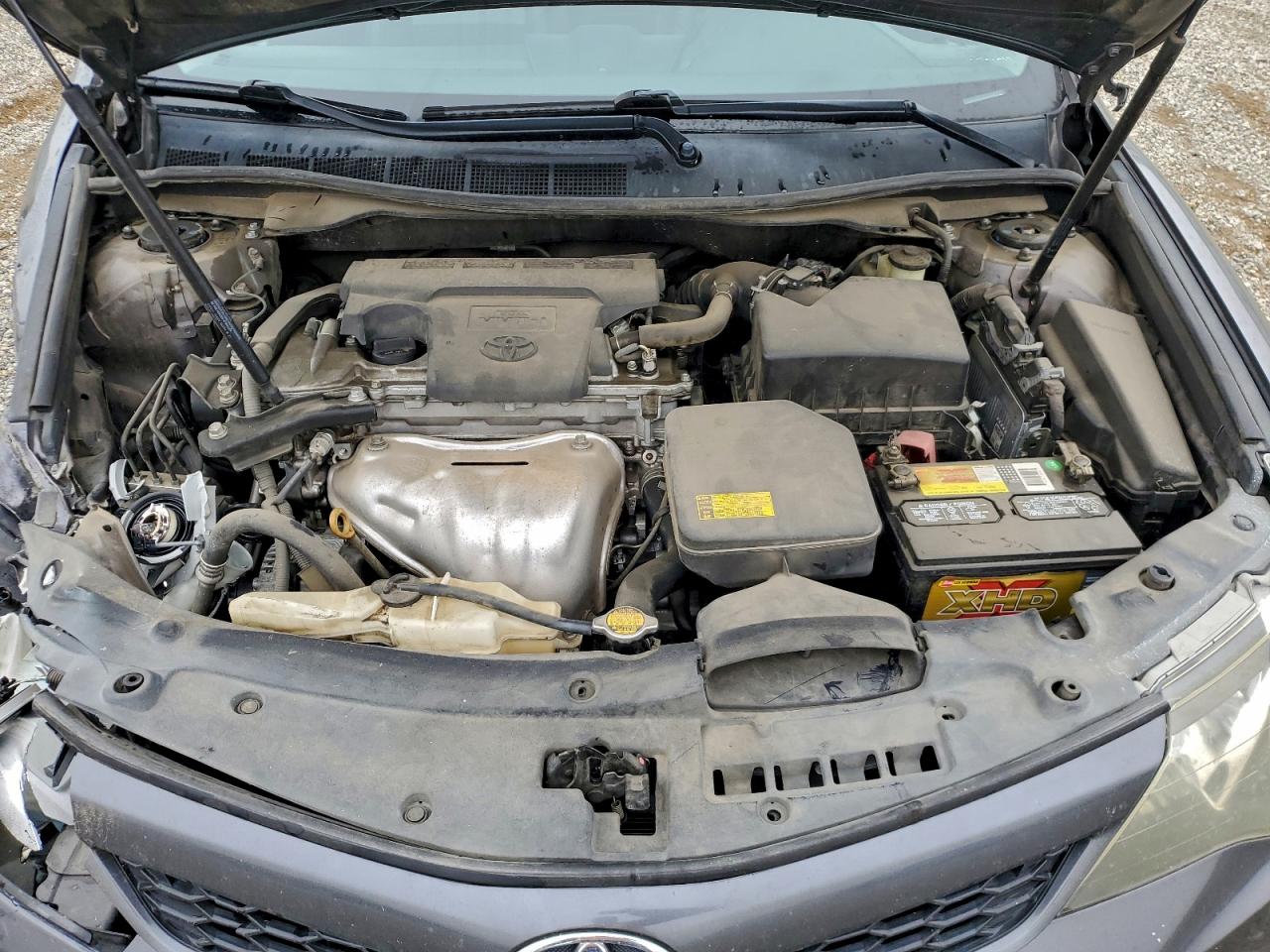 2014 TOYOTA CAMRY L photo 11
