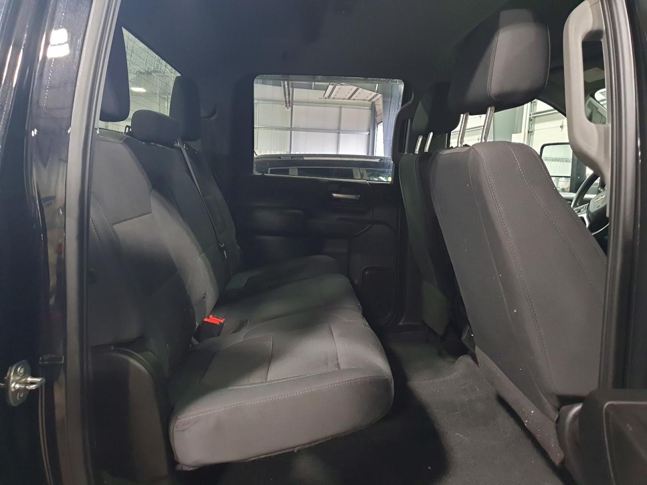 2021 CHEVROLET SILVERADO K2500 CUSTOM photo 19
