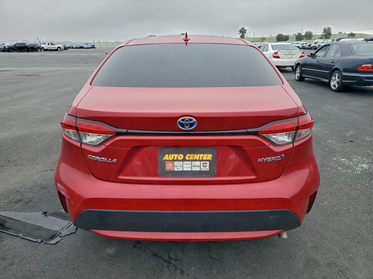 2021 TOYOTA COROLLA LE photo 11