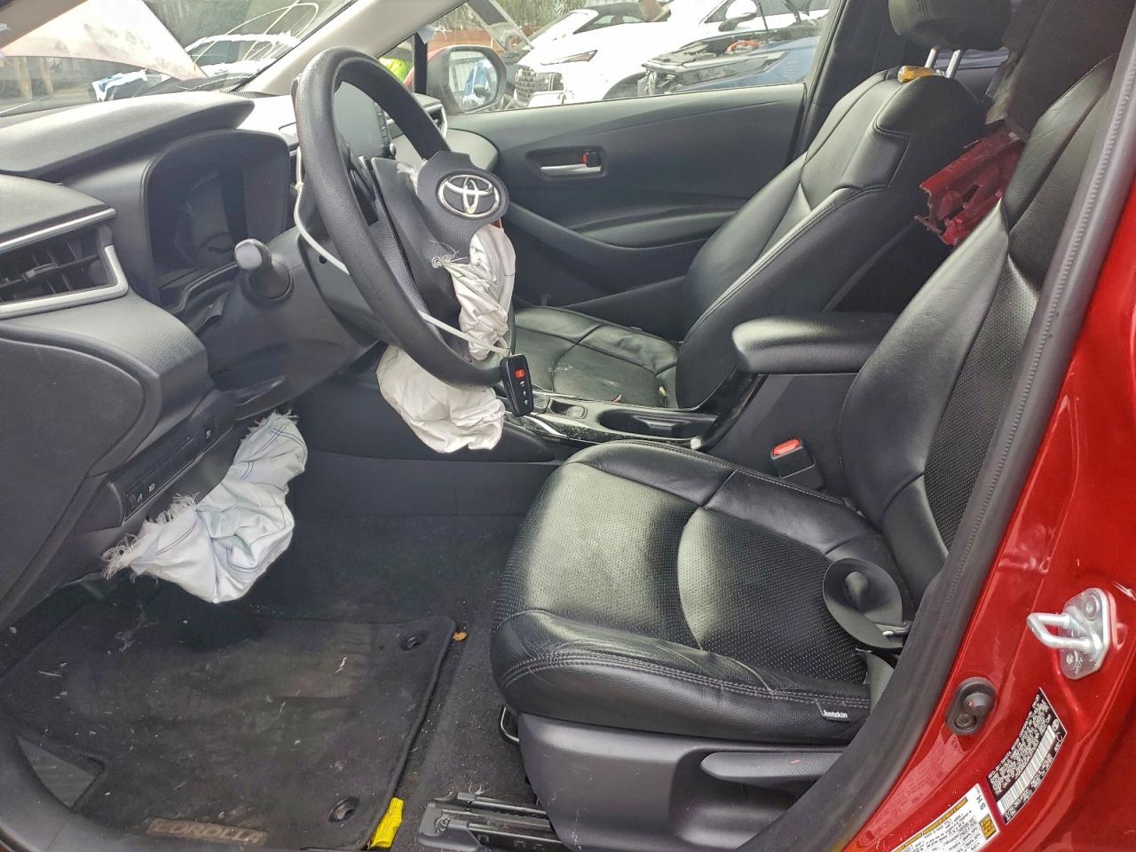 2021 TOYOTA COROLLA LE photo 13
