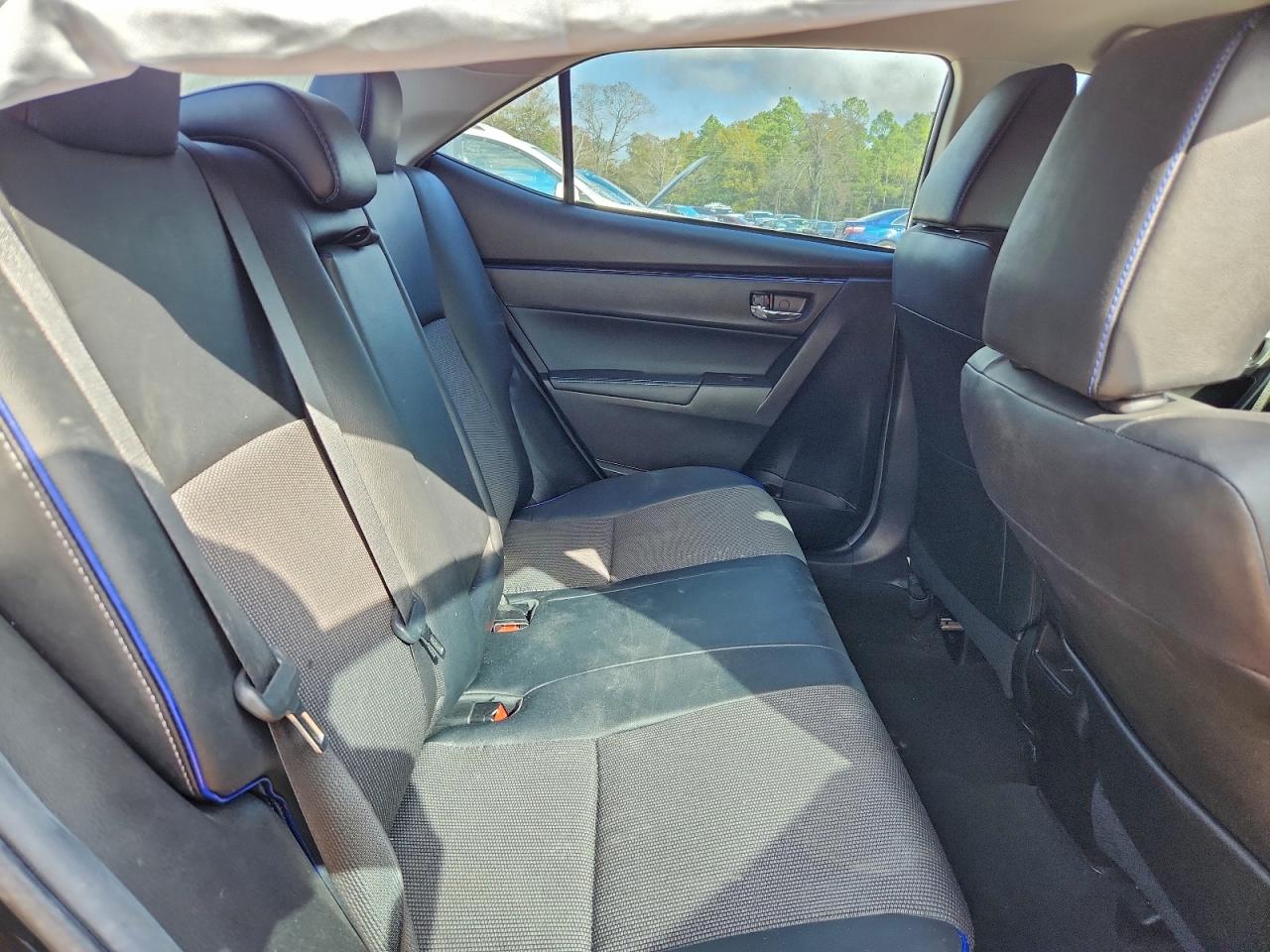 2018 TOYOTA COROLLA L photo 19