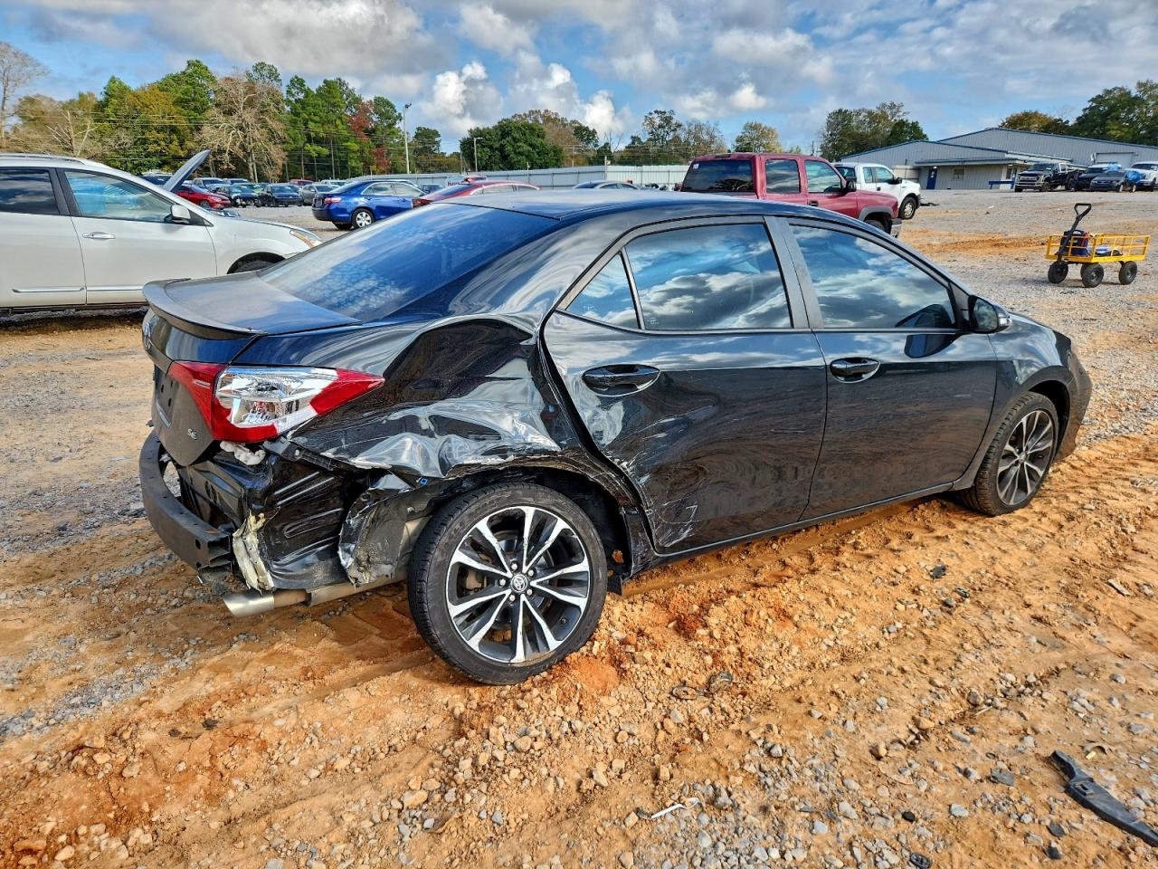 2018 TOYOTA COROLLA L photo 5