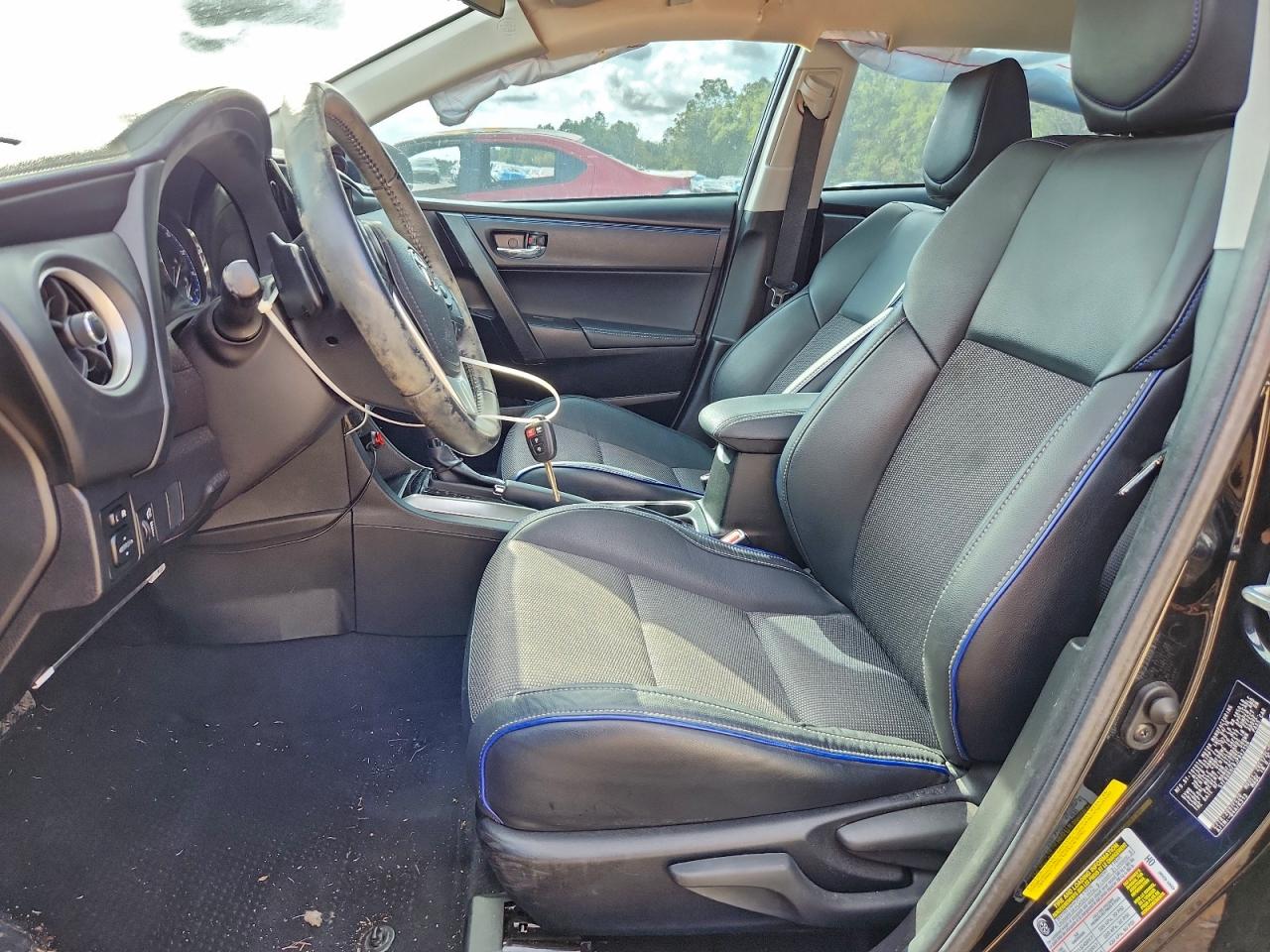 2018 TOYOTA COROLLA L photo 13