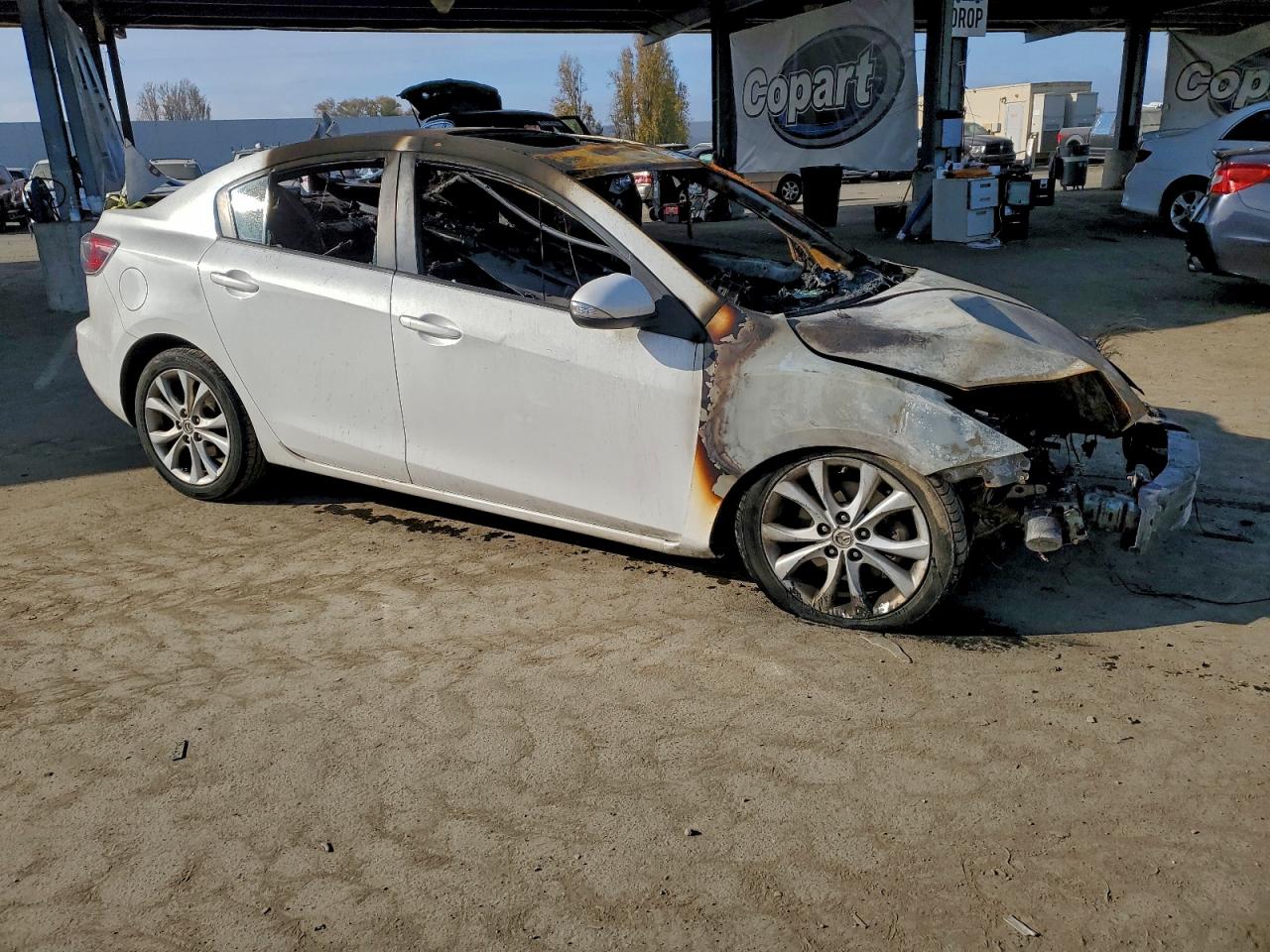 2010 MAZDA 3 S photo 4