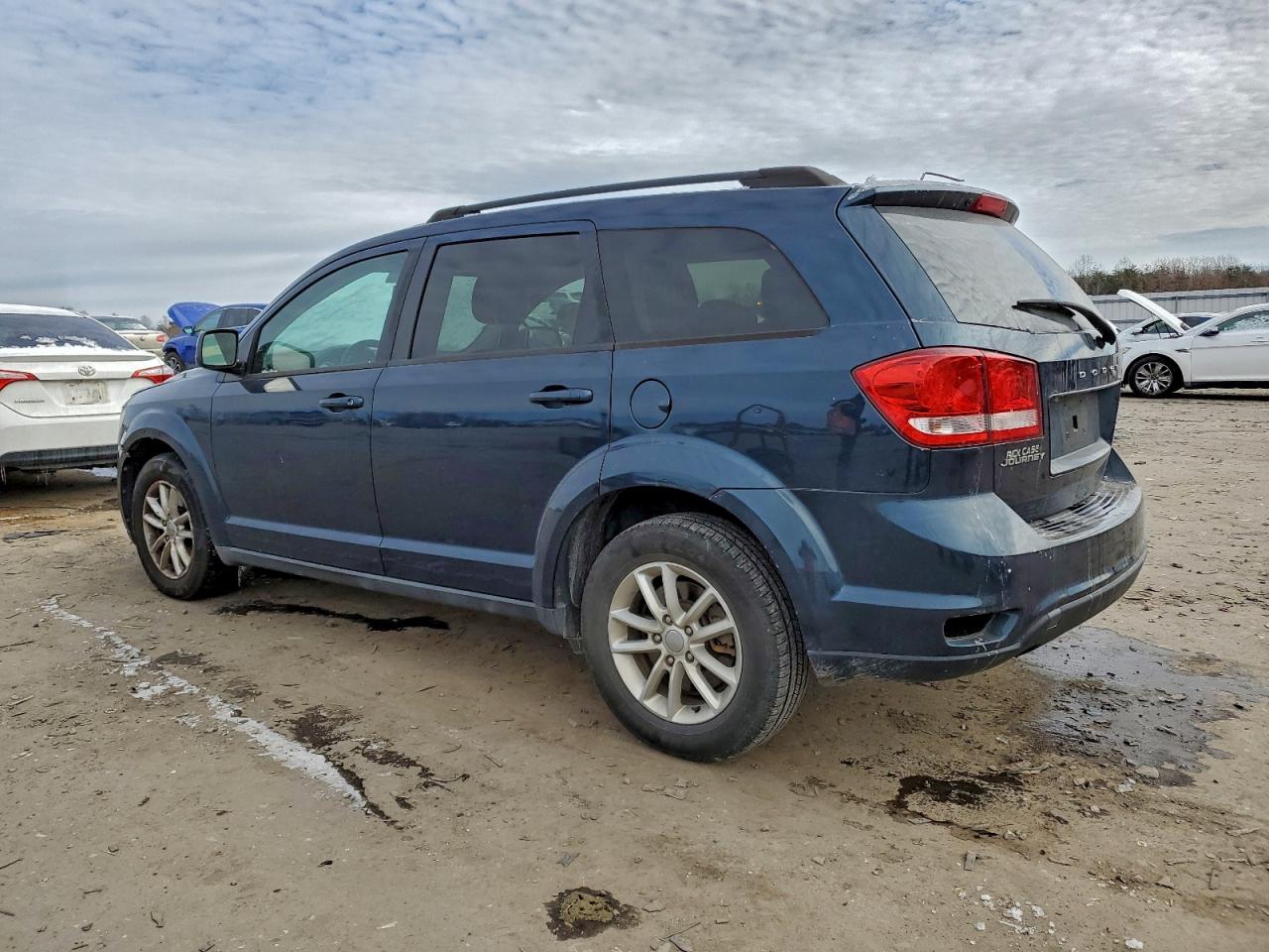 2013 DODGE JOURNEY SXT photo 4
