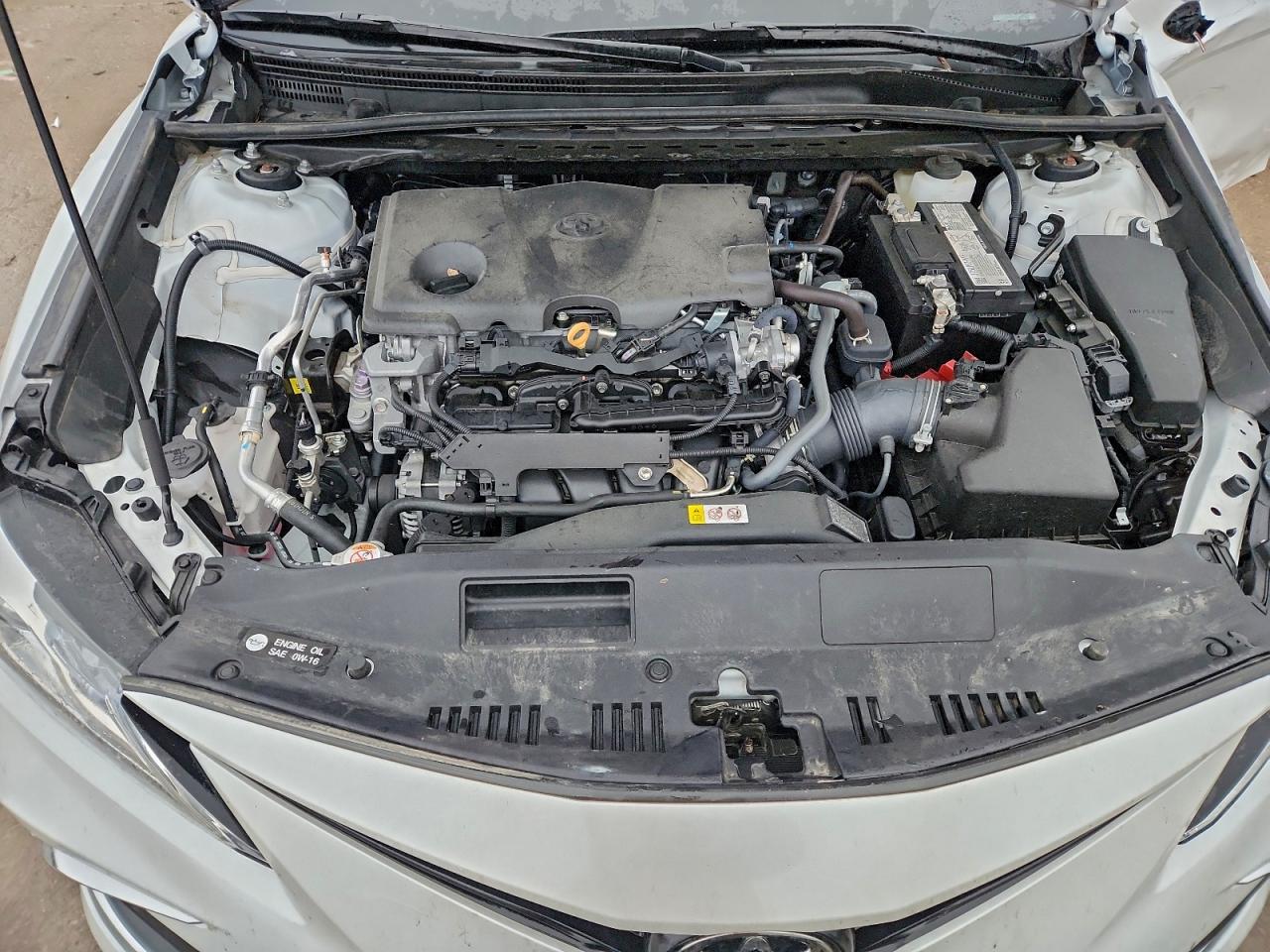 2024 TOYOTA CAMRY XLE photo 31